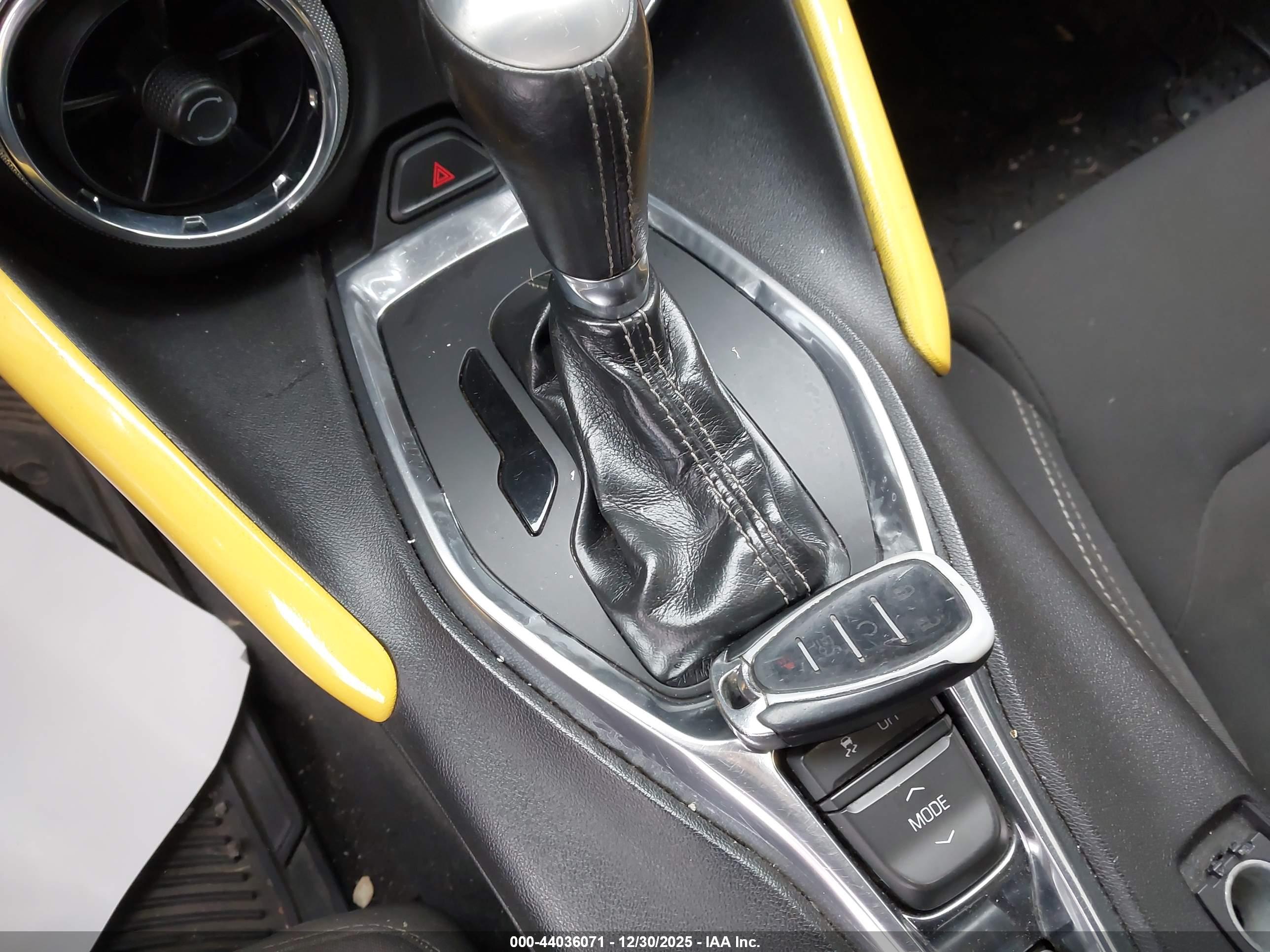 CHEVROLET CAMARO image 11