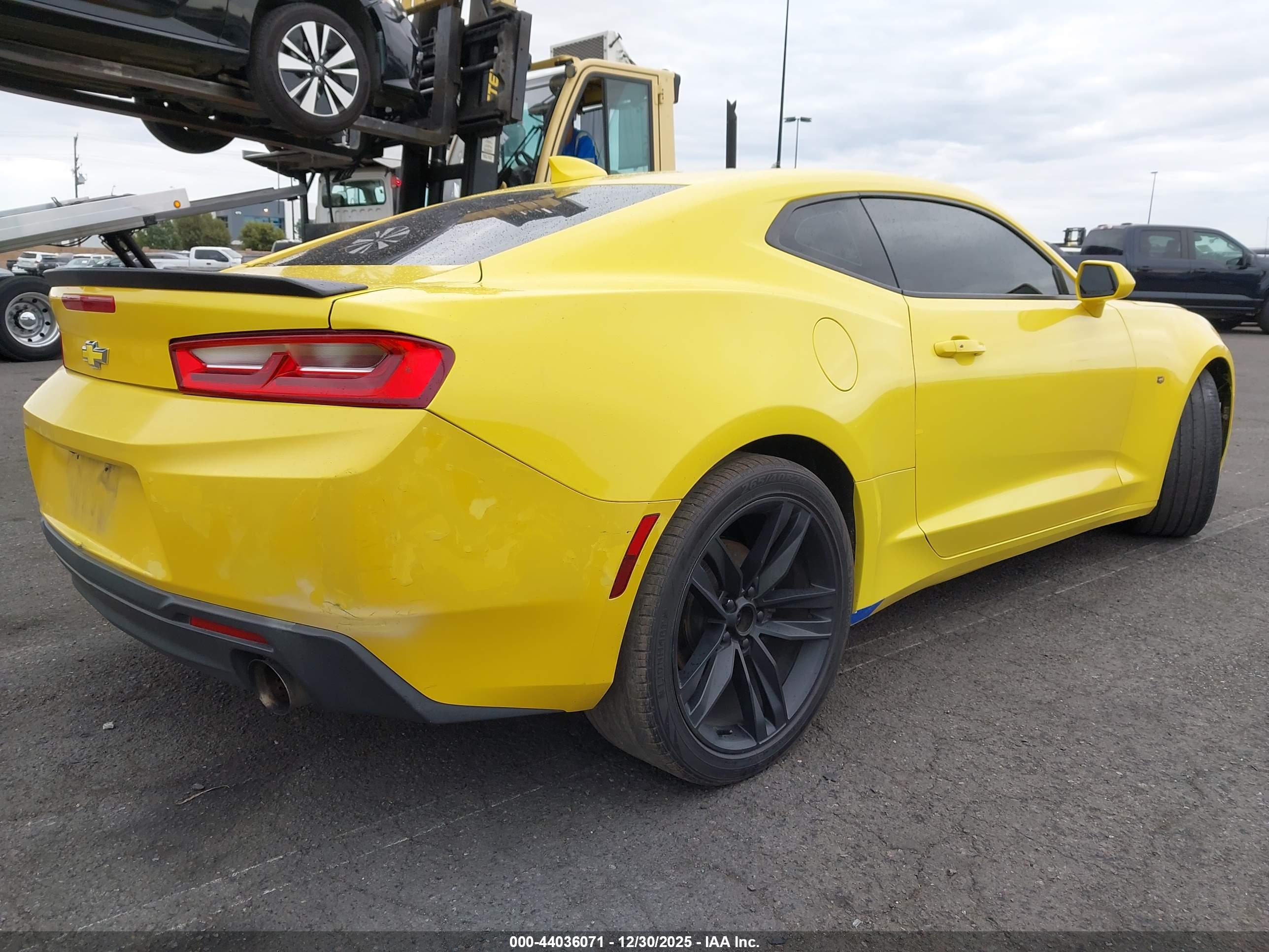 CHEVROLET CAMARO image 4