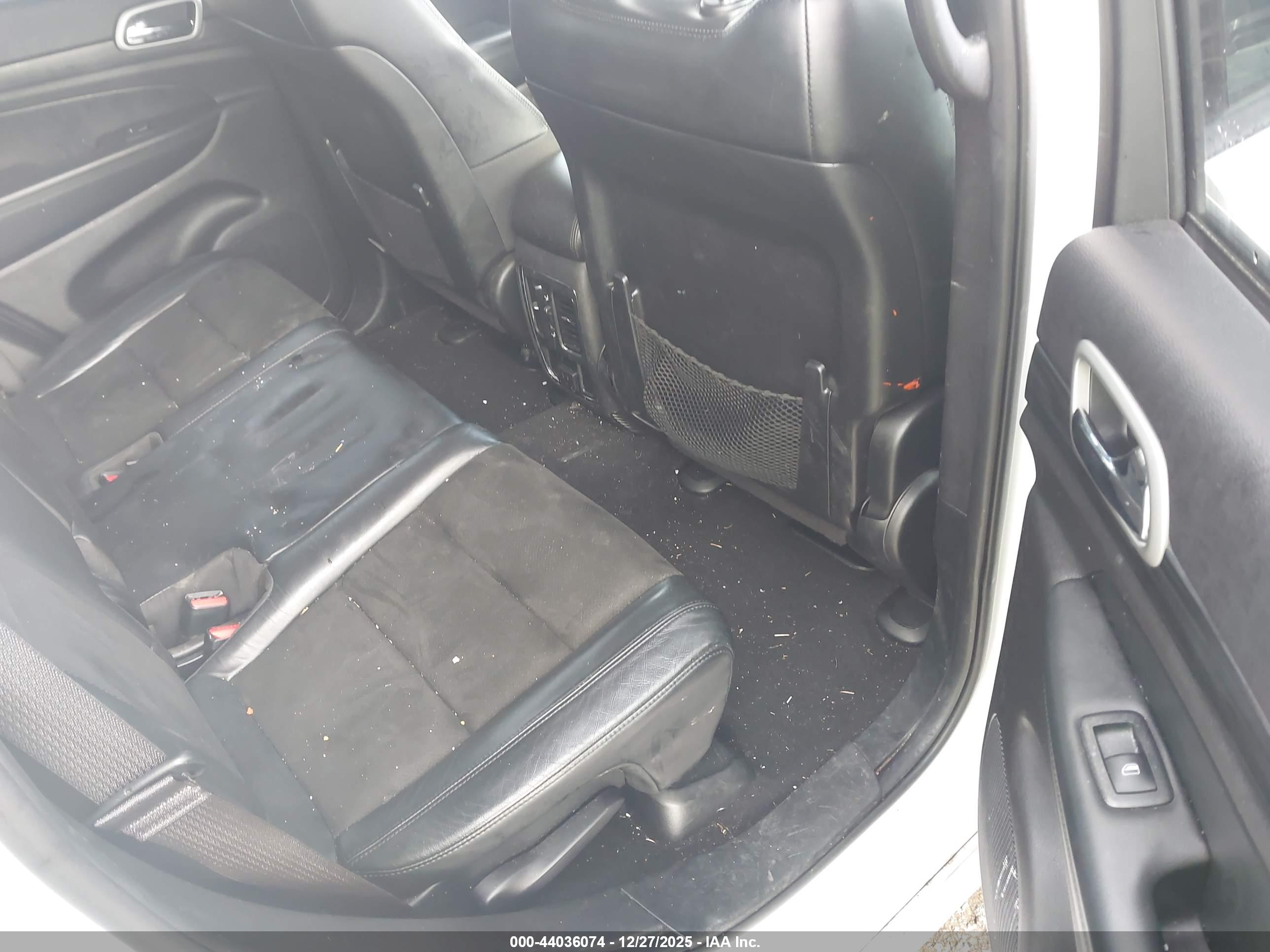 JEEP GRAND image 8