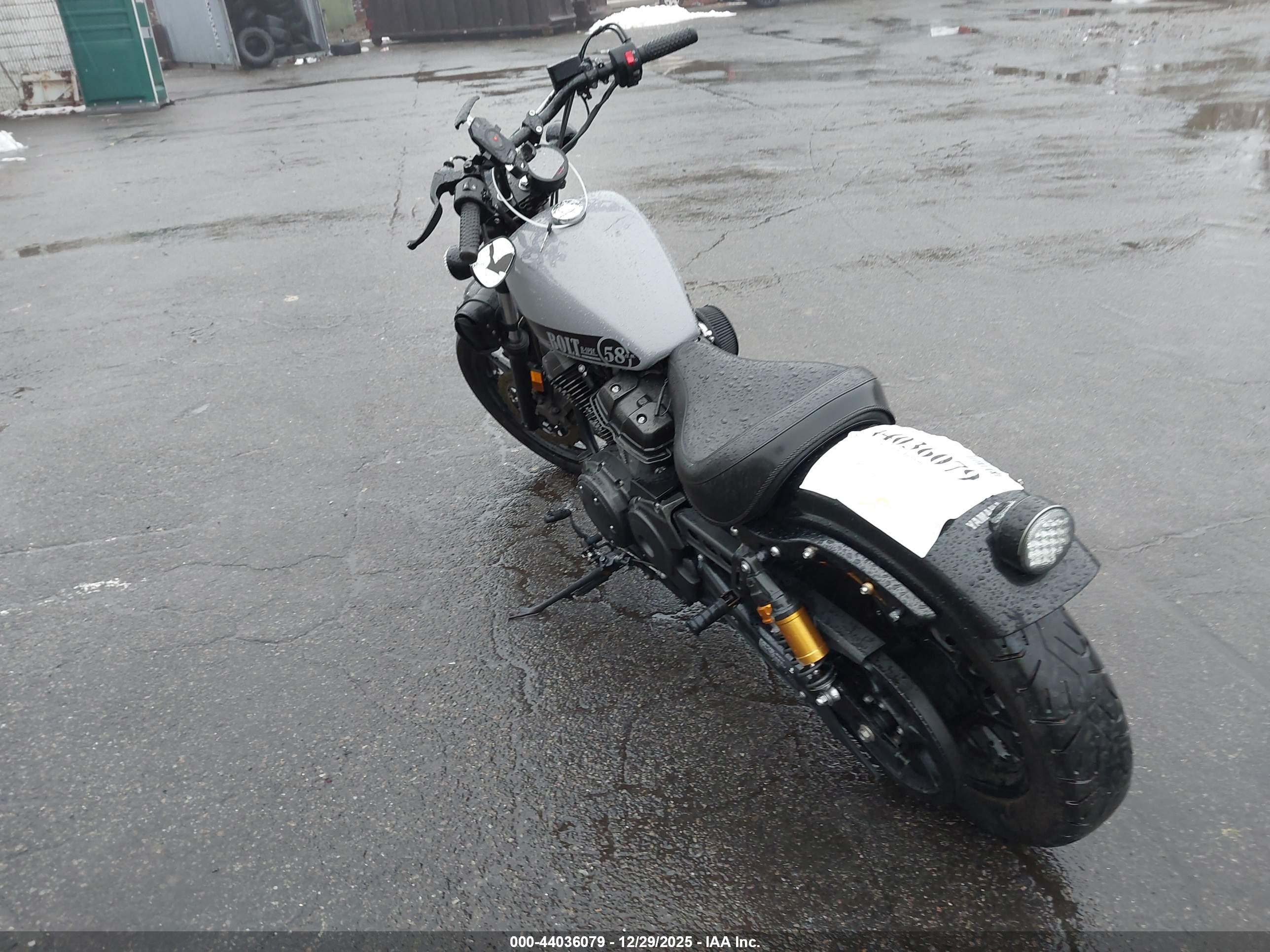 YAMAHA XVS950 image 3