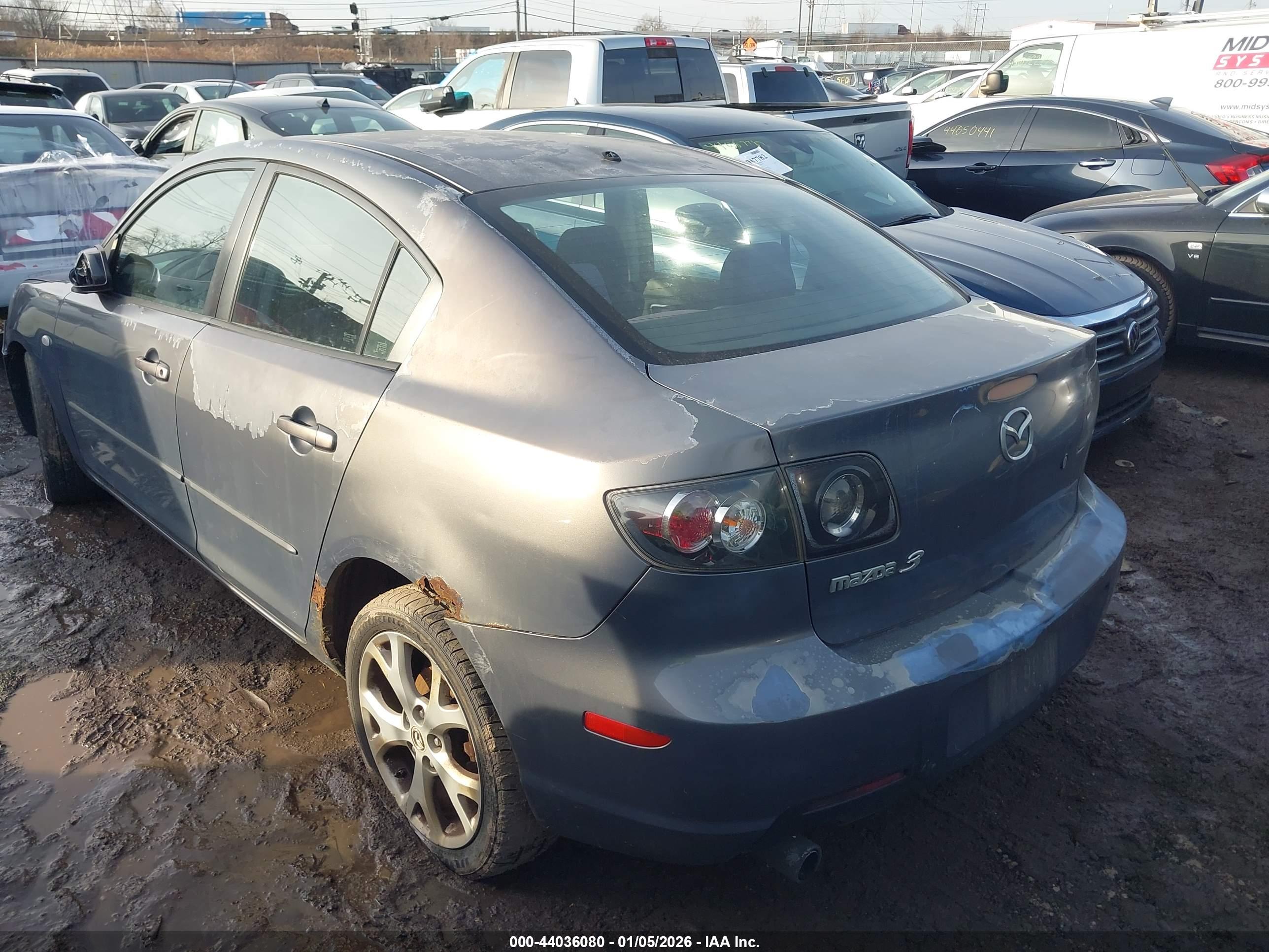 MAZDA MAZDA3 image 3