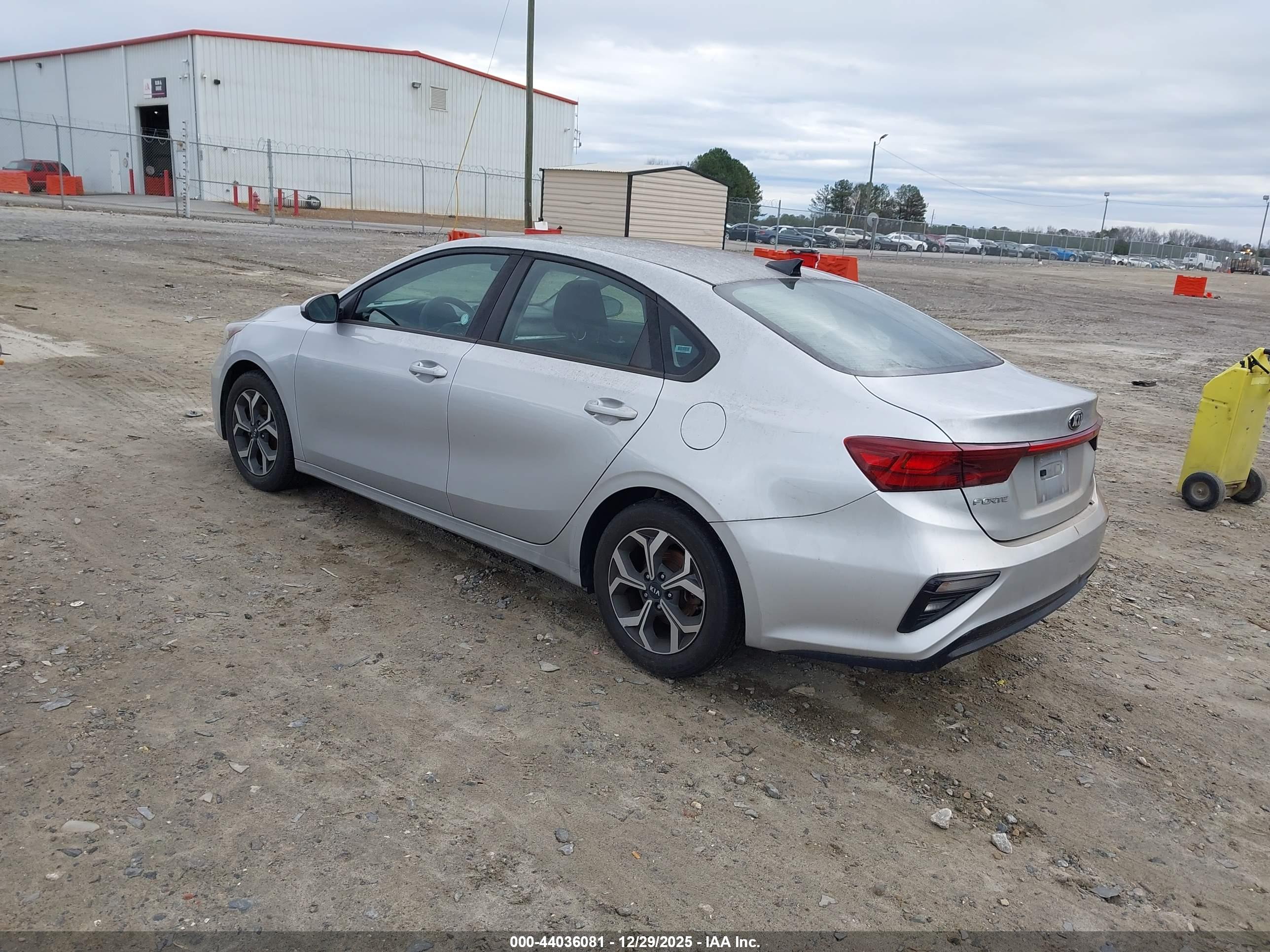 KIA FORTE image 3