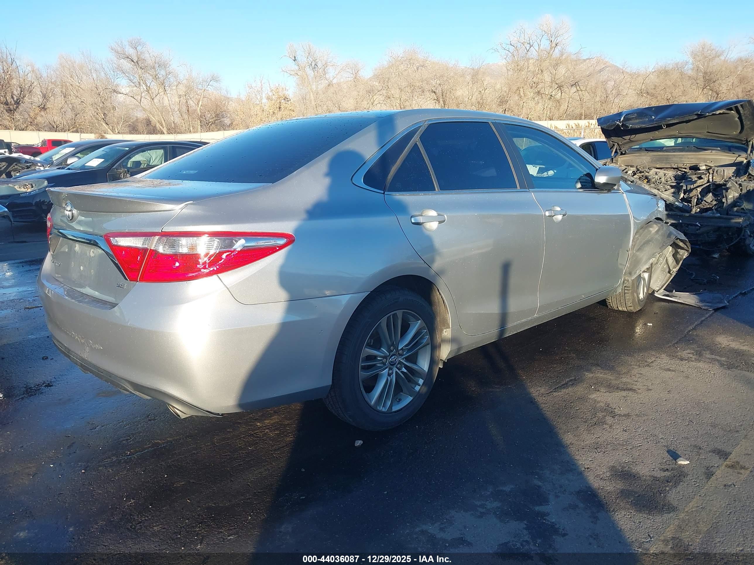 TOYOTA CAMRY image 4