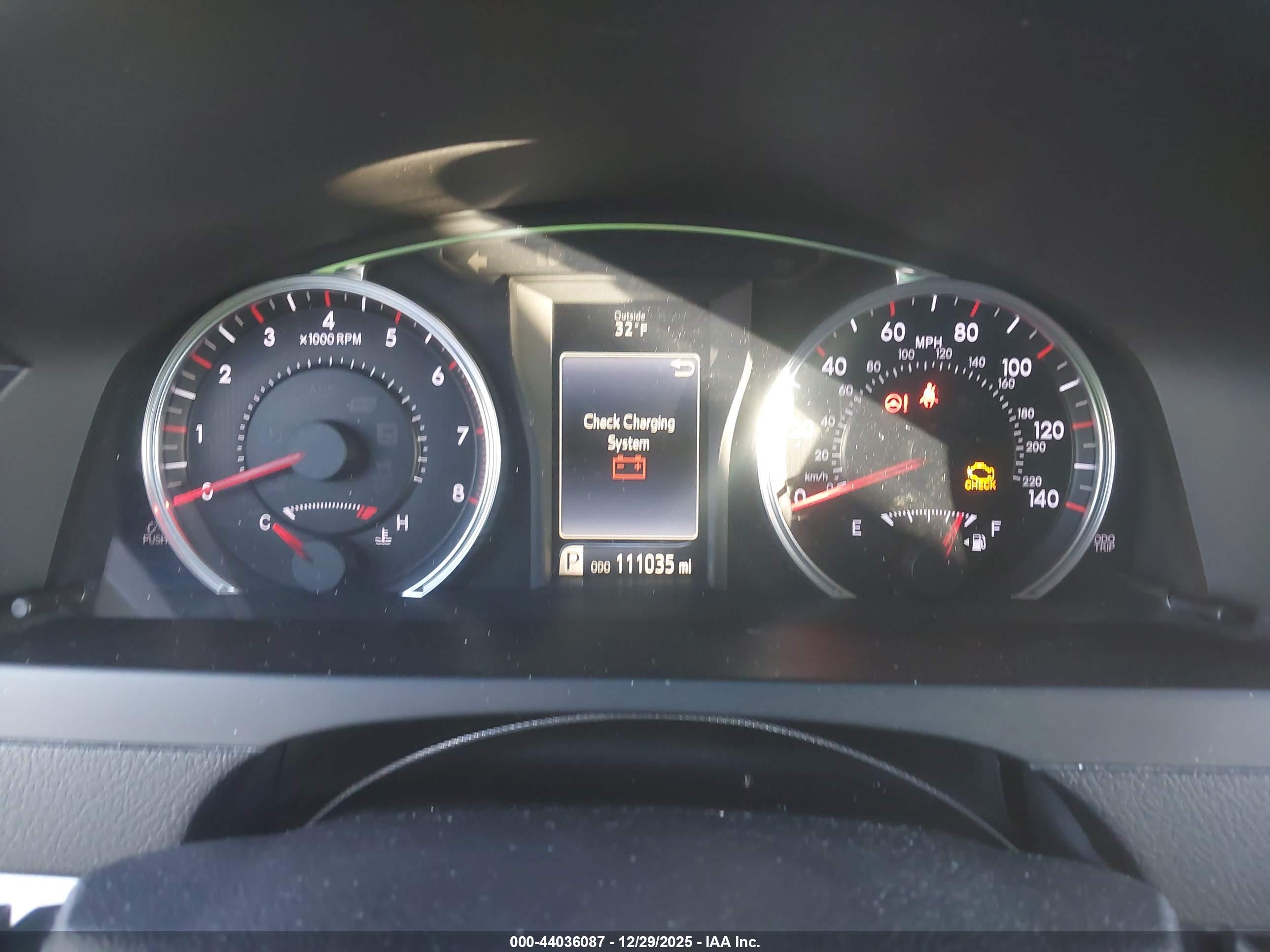 TOYOTA CAMRY image 7
