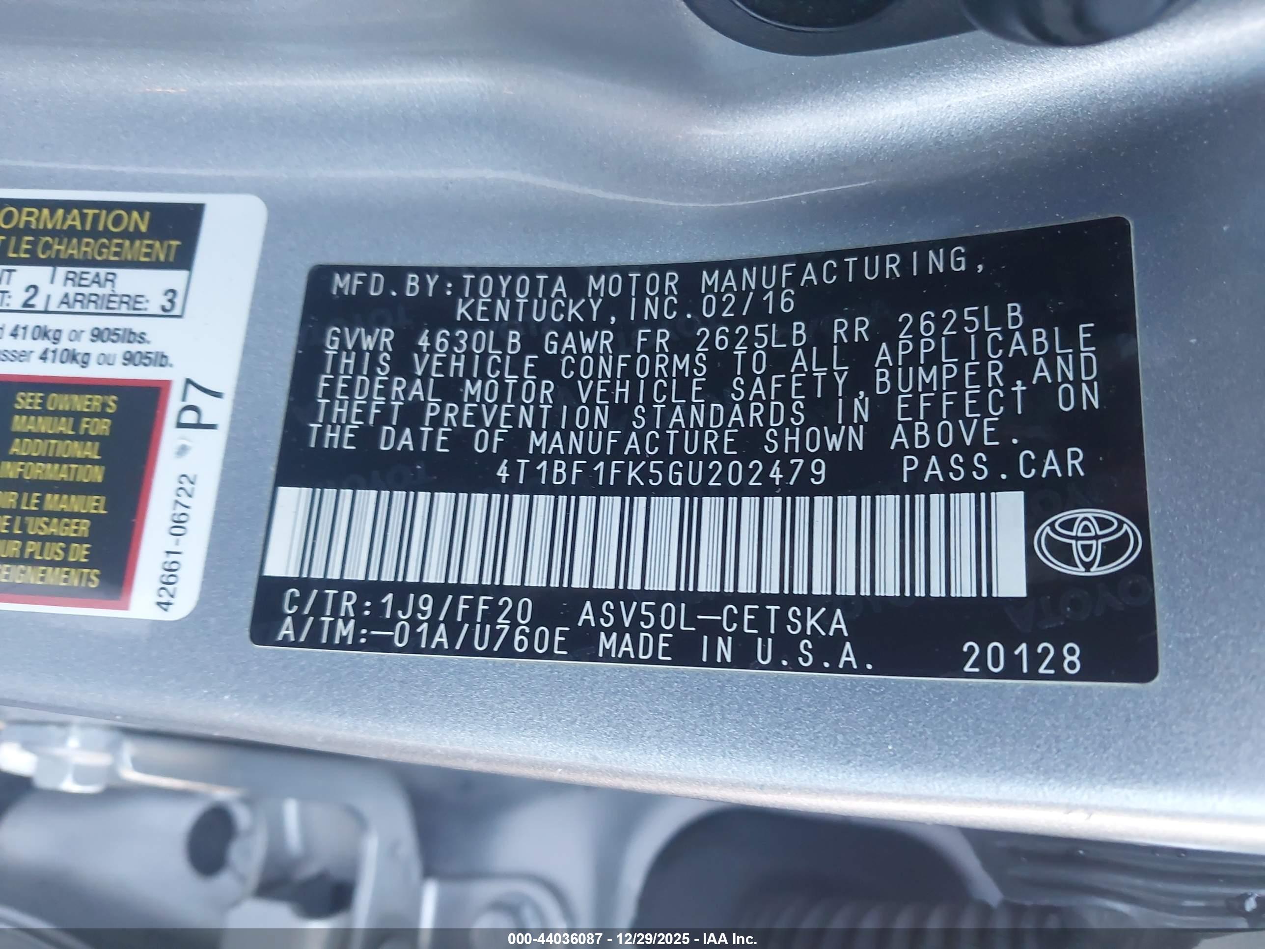 TOYOTA CAMRY image 9
