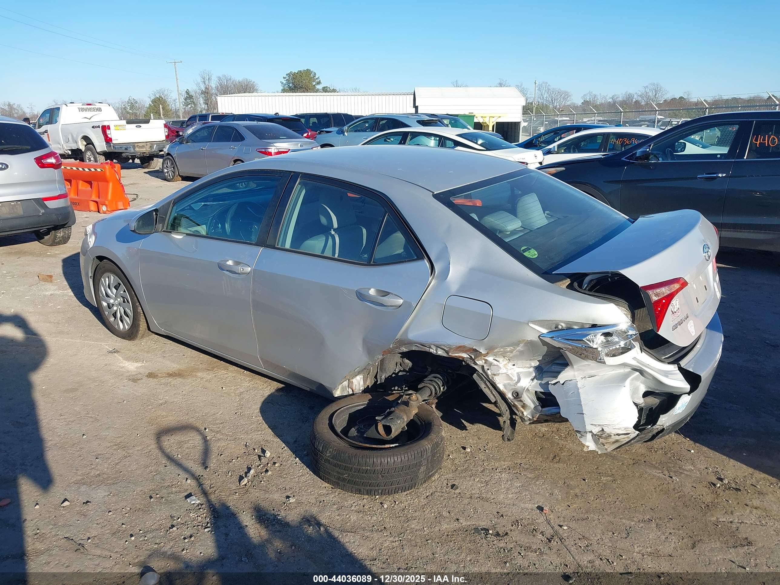 TOYOTA COROLLA image 3
