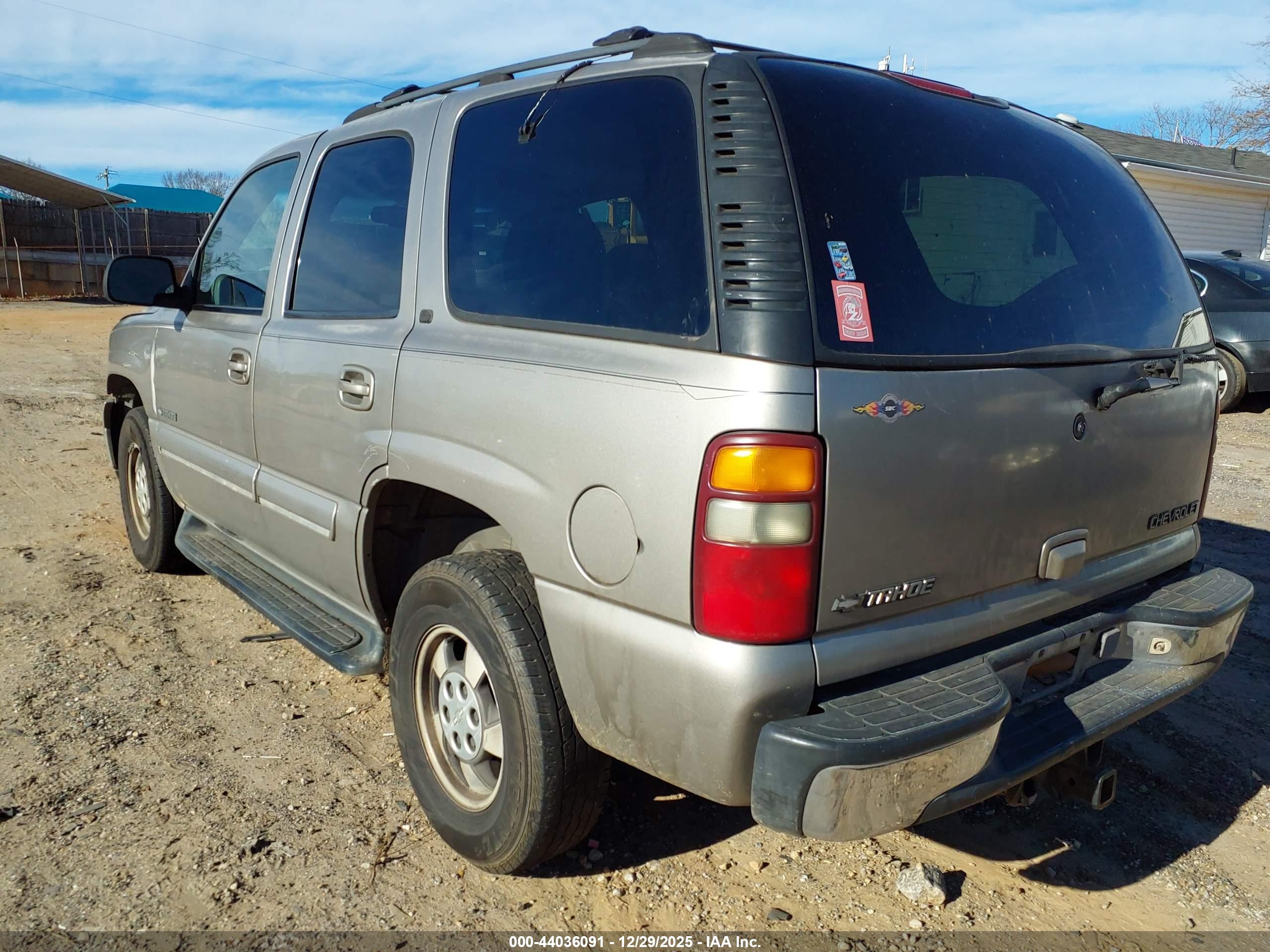 CHEVROLET TAHOE image 3