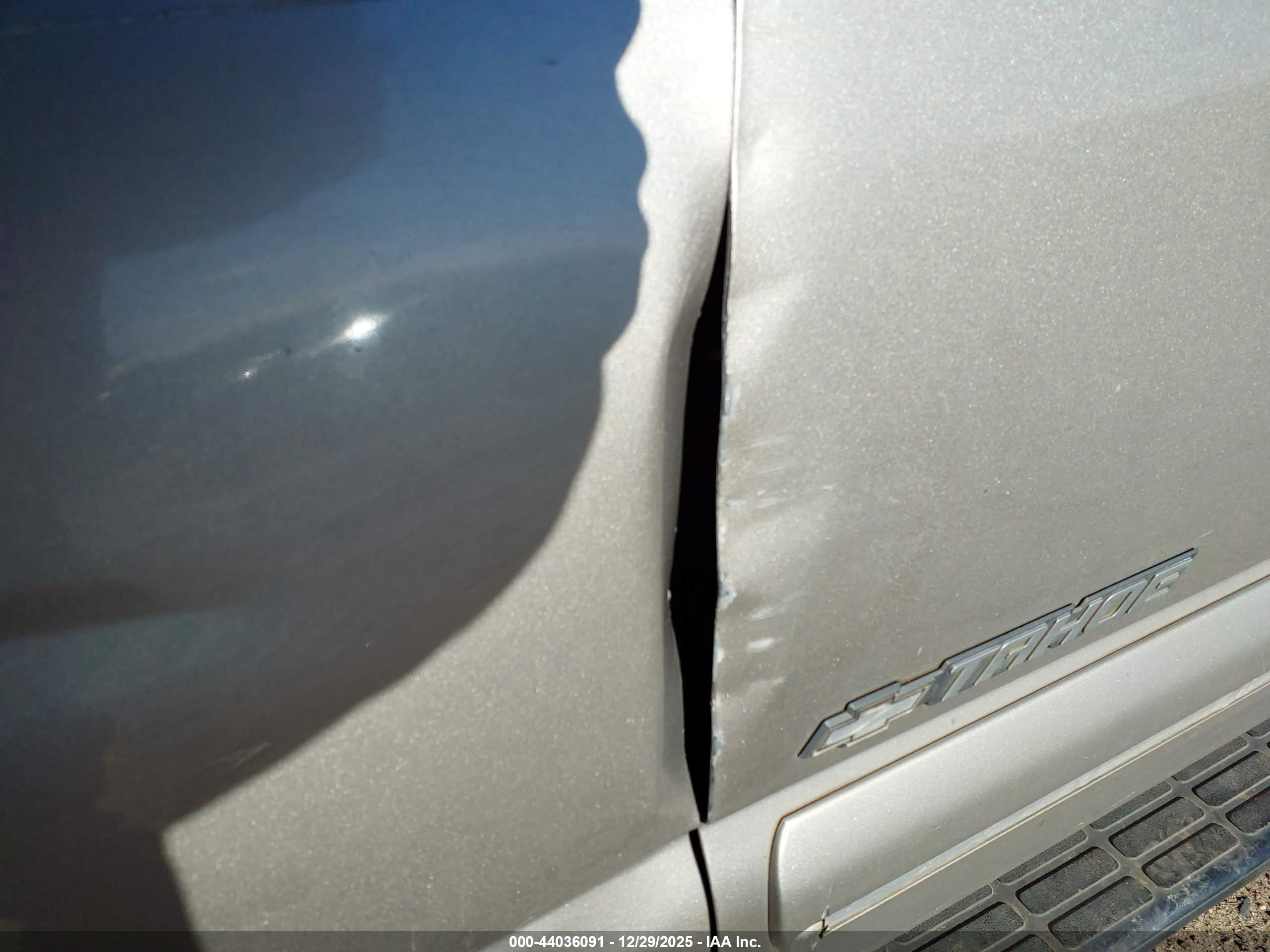 CHEVROLET TAHOE image 6