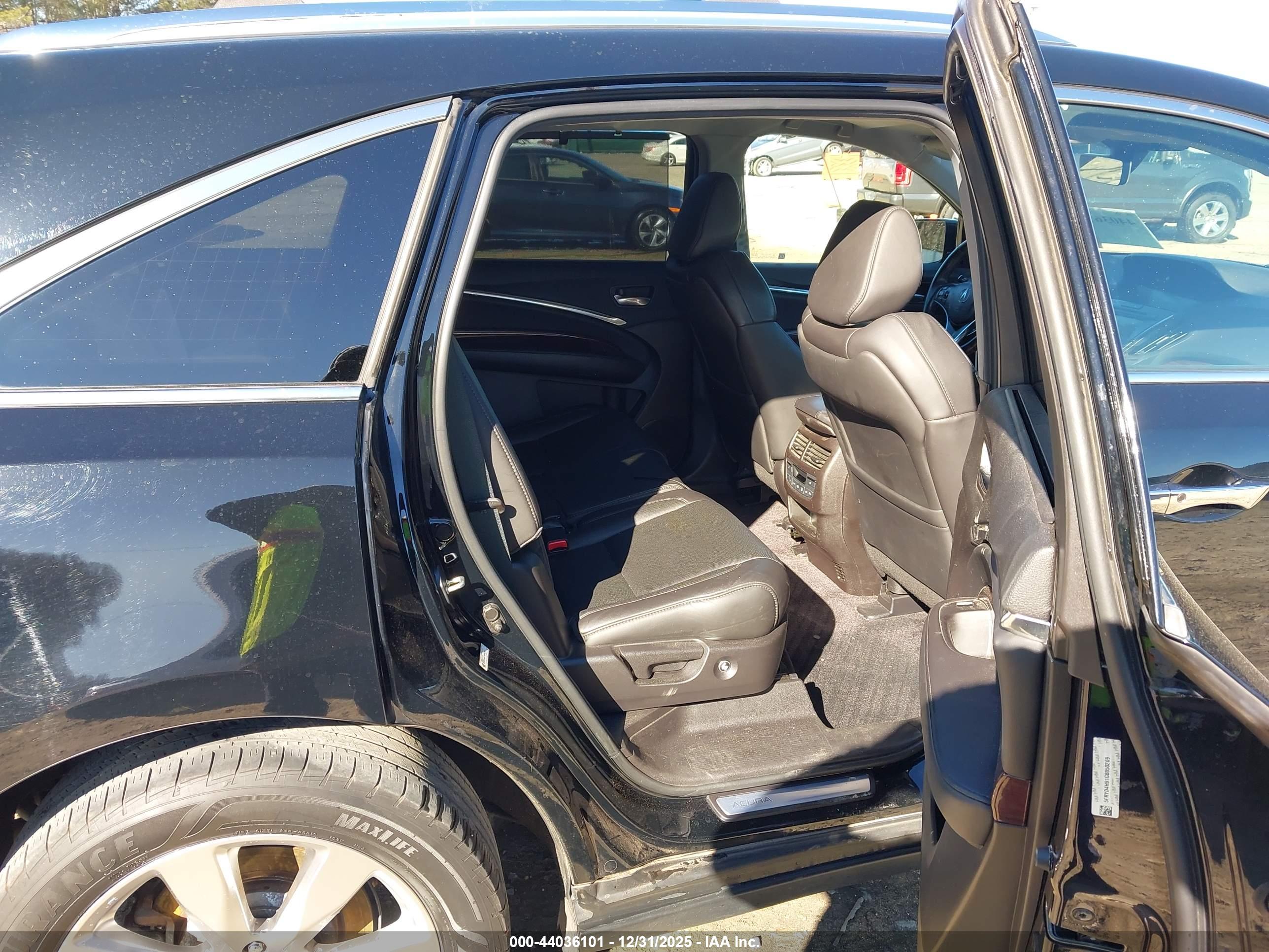 ACURA MDX image 8
