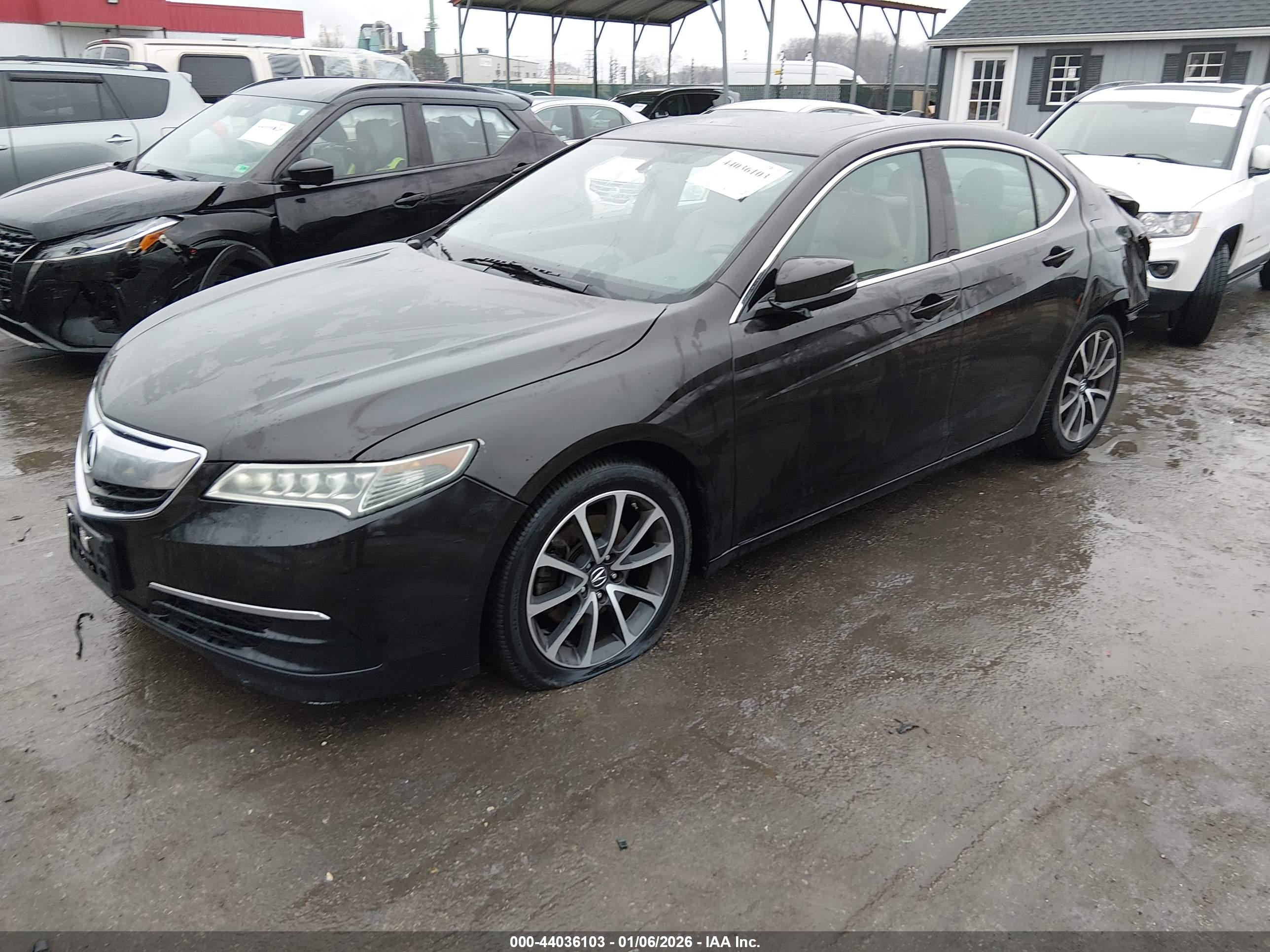 ACURA TLX image 2