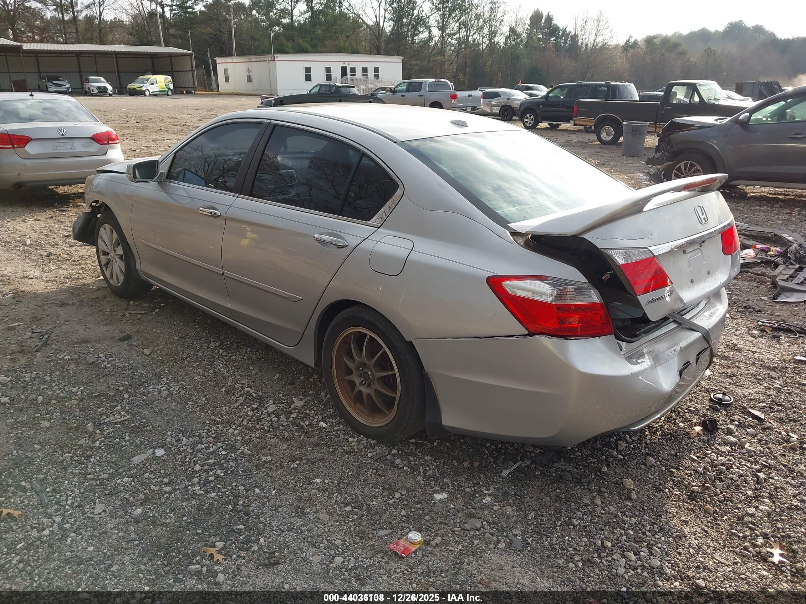 HONDA ACCORD image 3