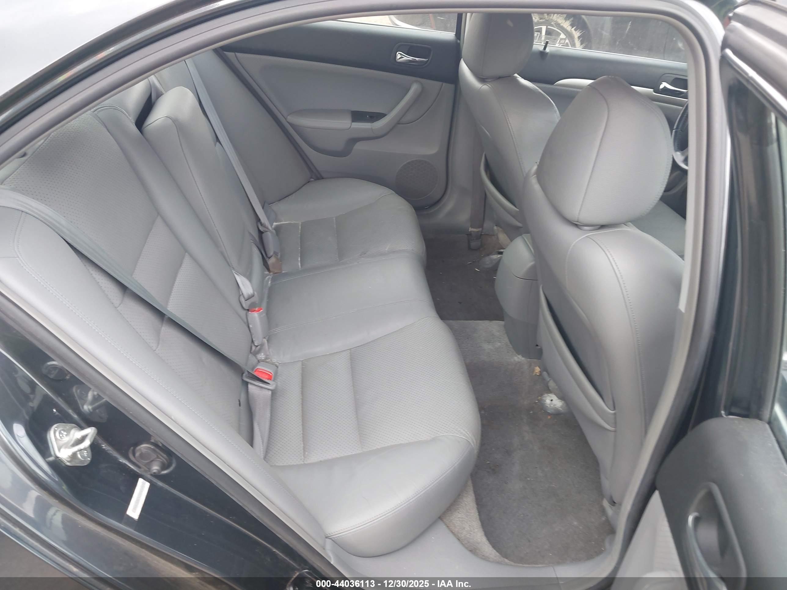 ACURA TSX image 8