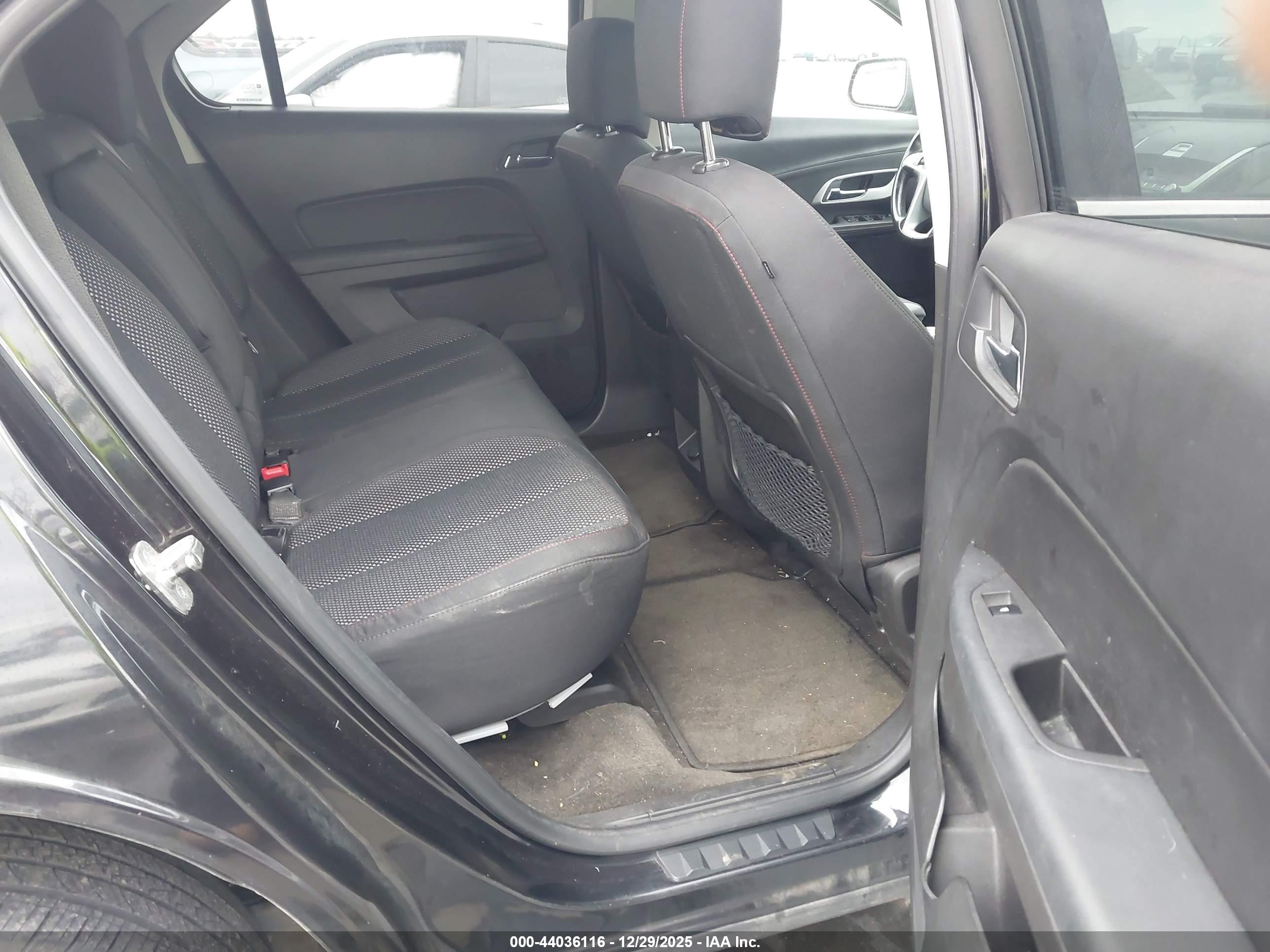 CHEVROLET EQUINOX image 8
