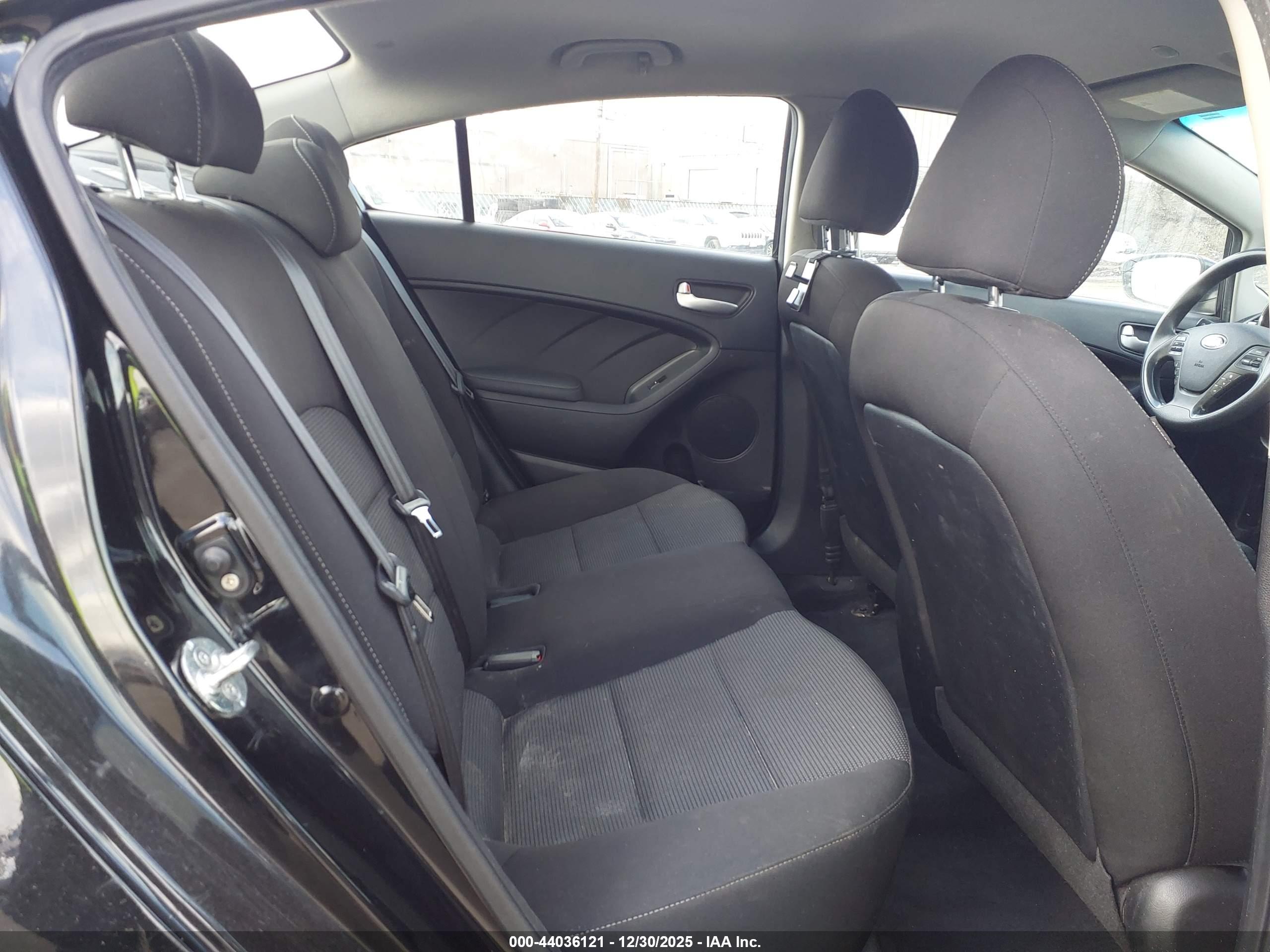 KIA FORTE image 8