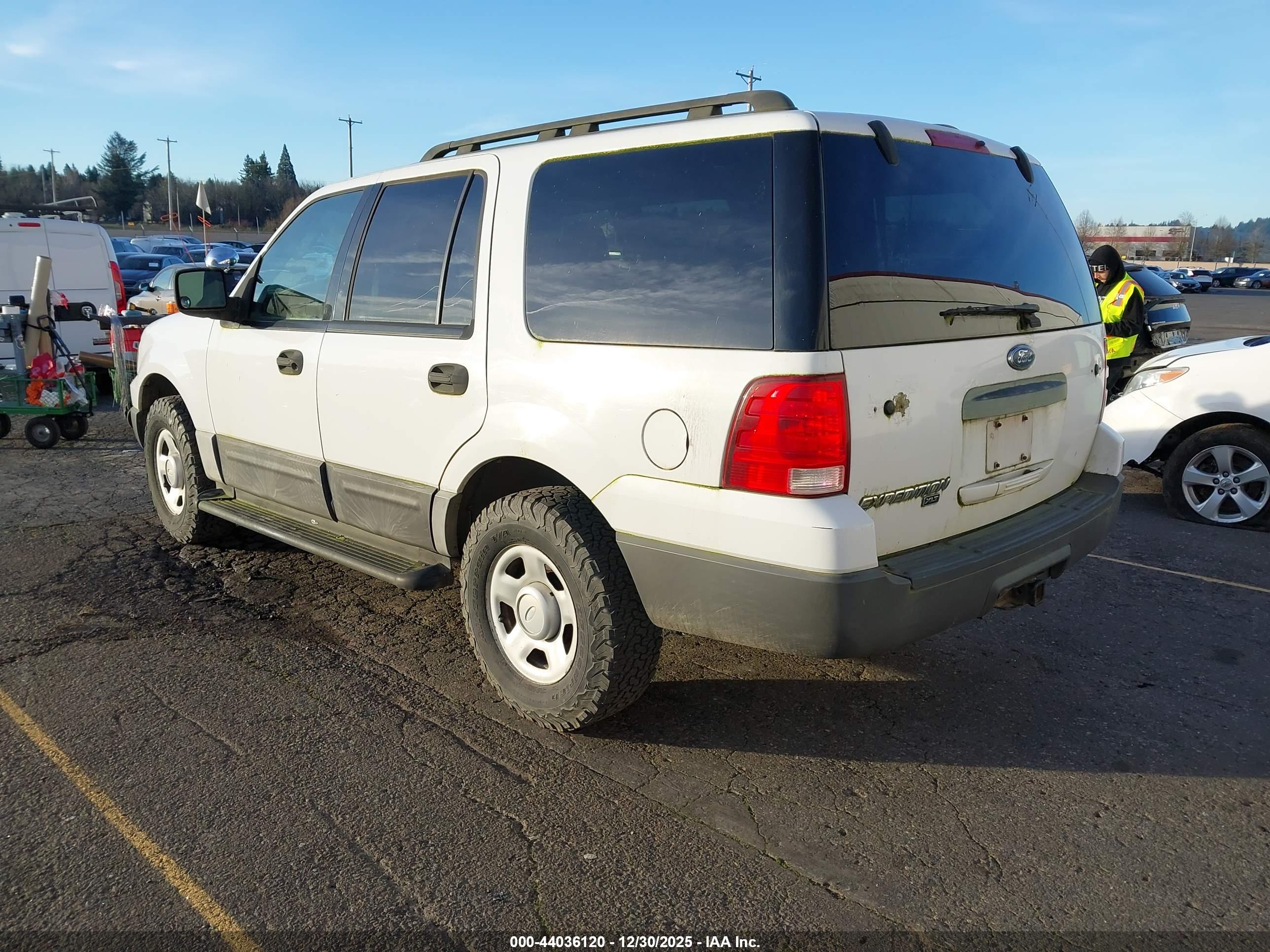 FORD EXPEDITION image 3