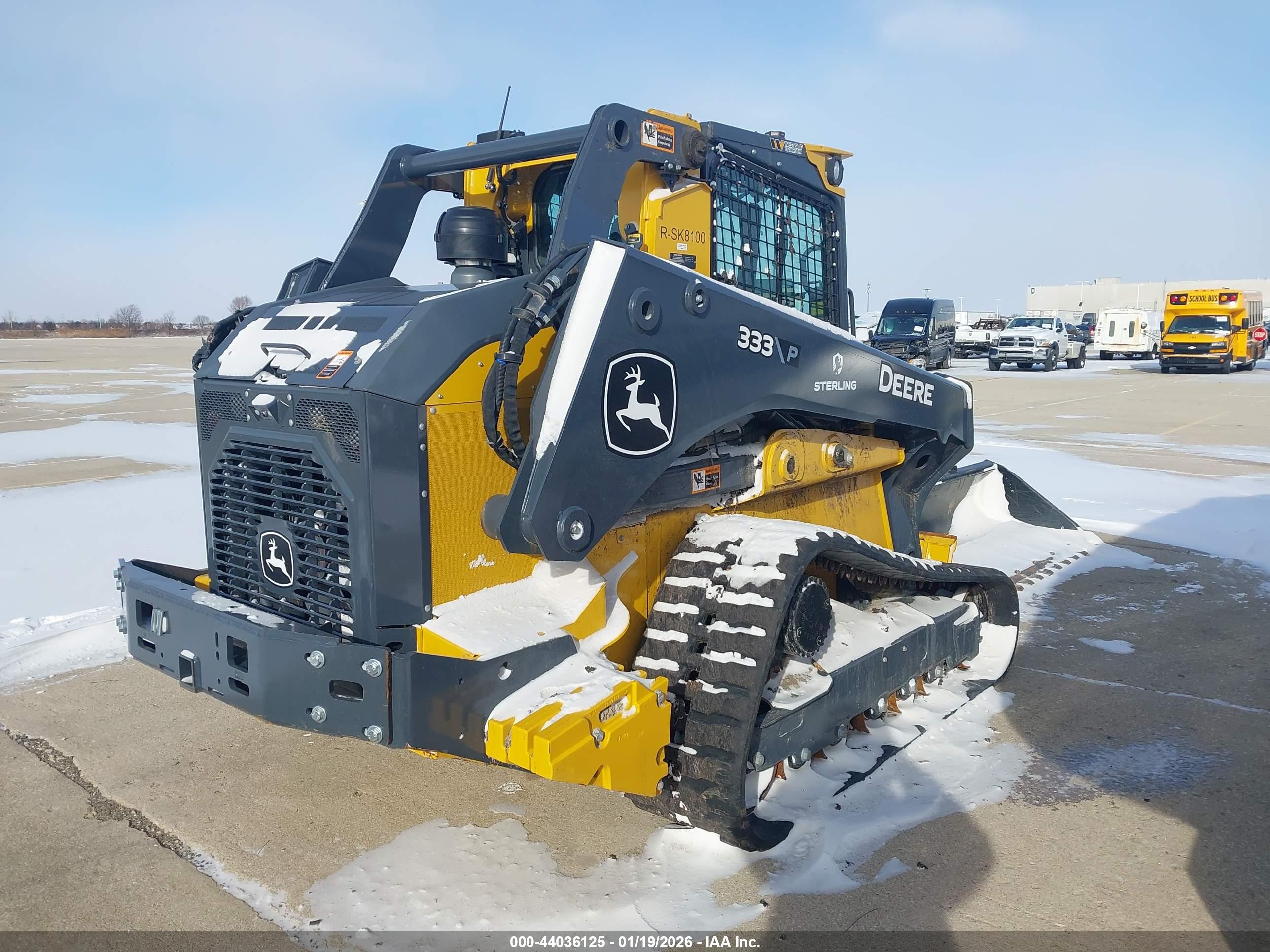 JOHN DEERE image 4