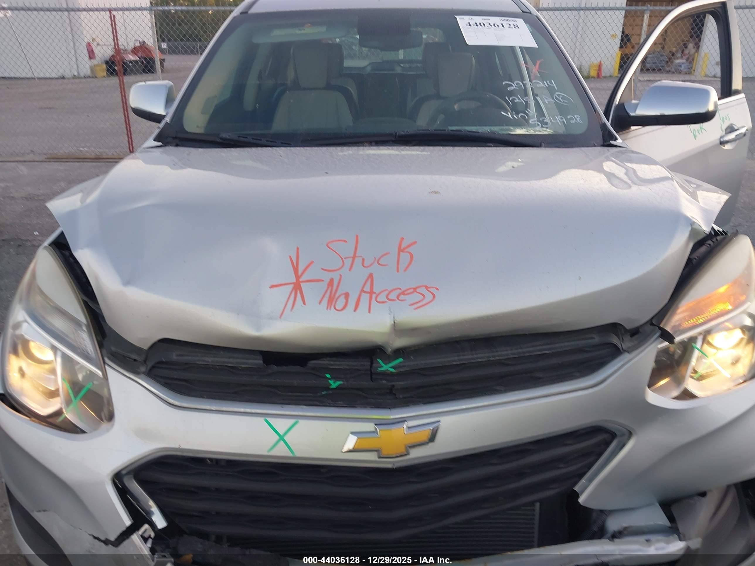 CHEVROLET EQUINOX image 10