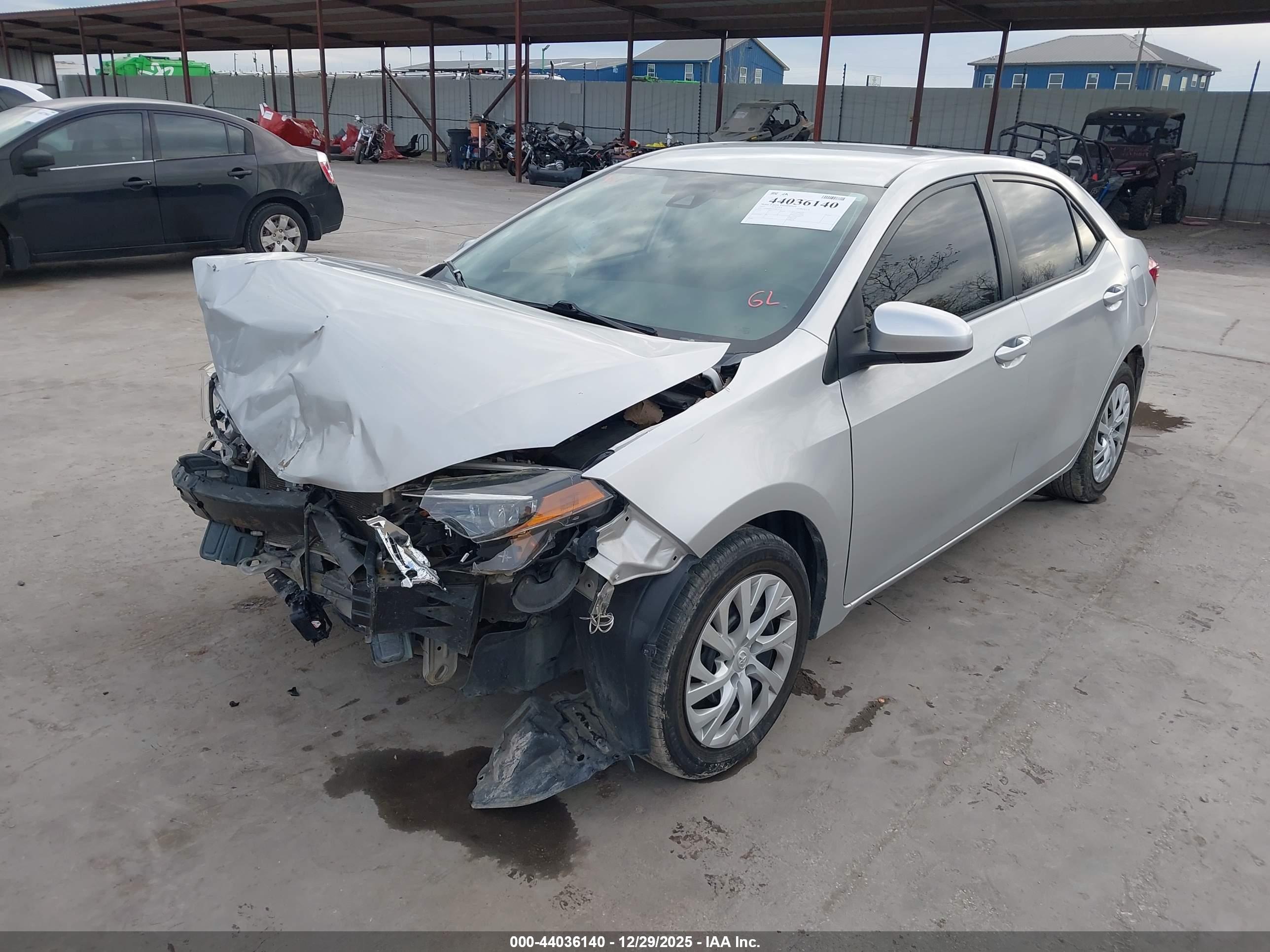 TOYOTA COROLLA image 2