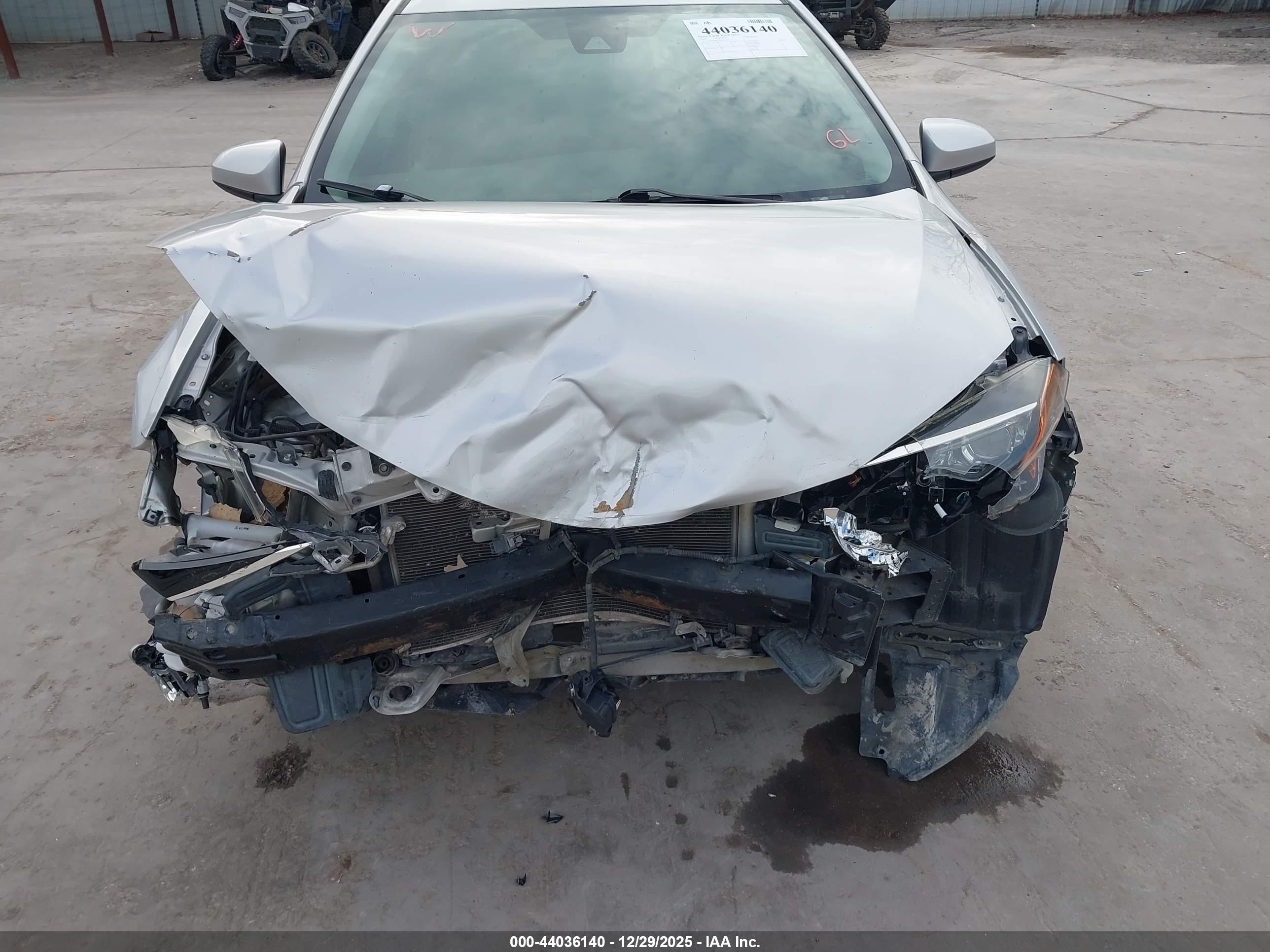 TOYOTA COROLLA image 6