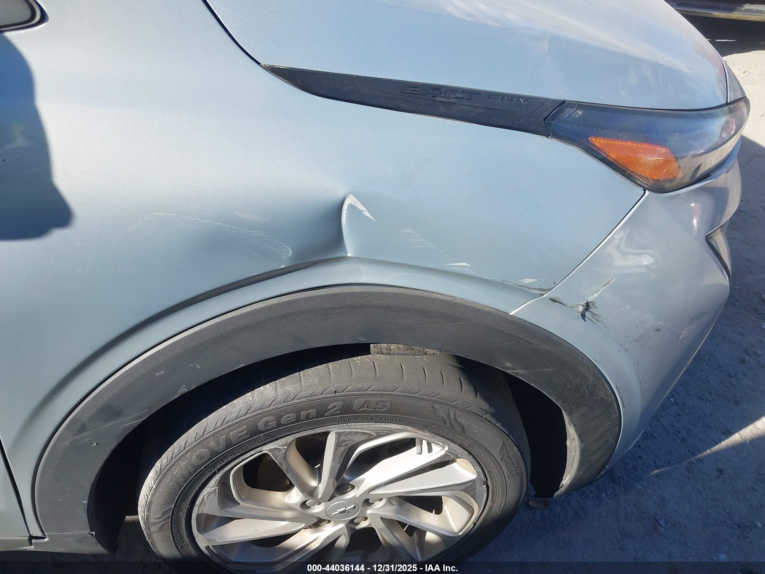 CHEVROLET BOLT image 6