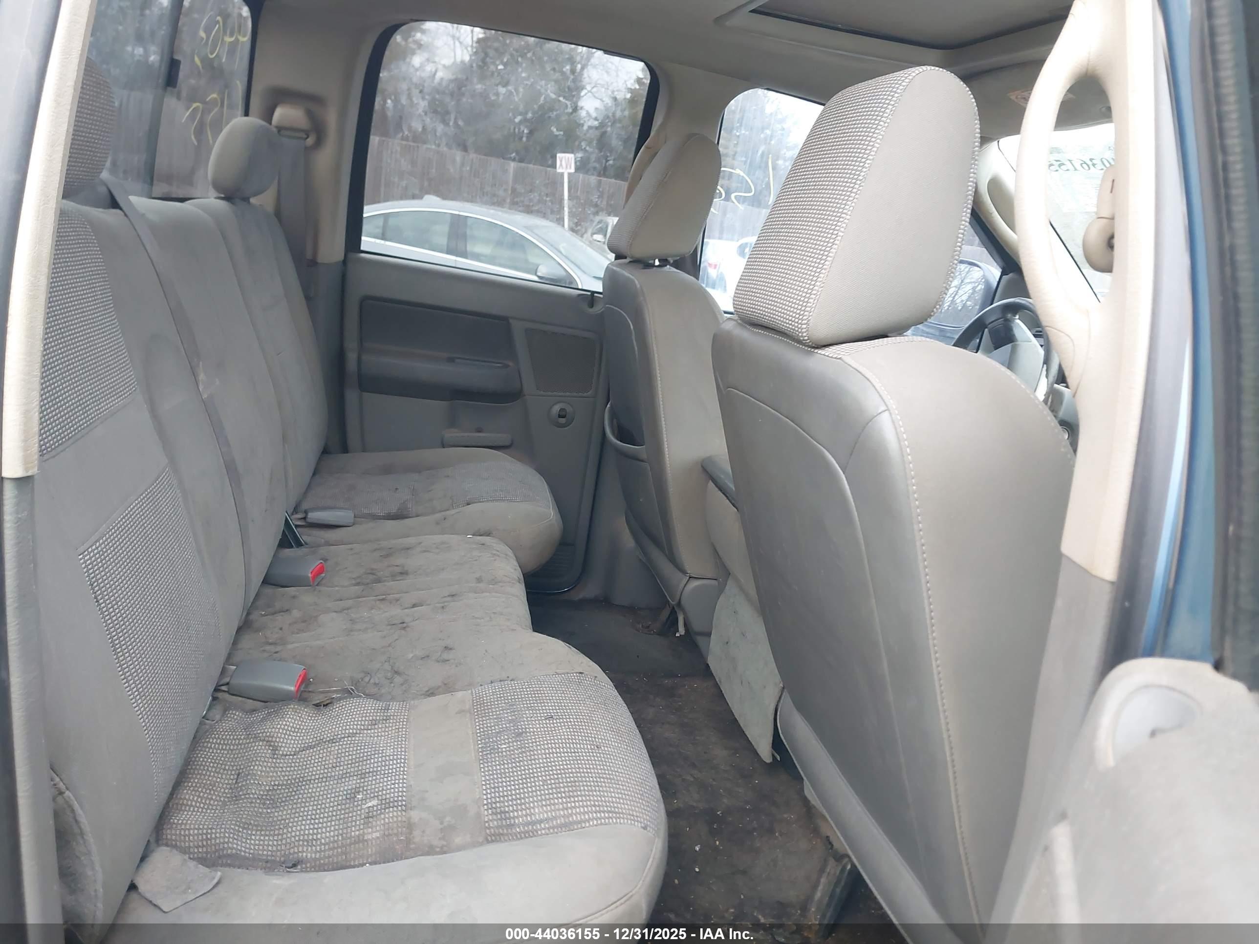 DODGE RAM image 8