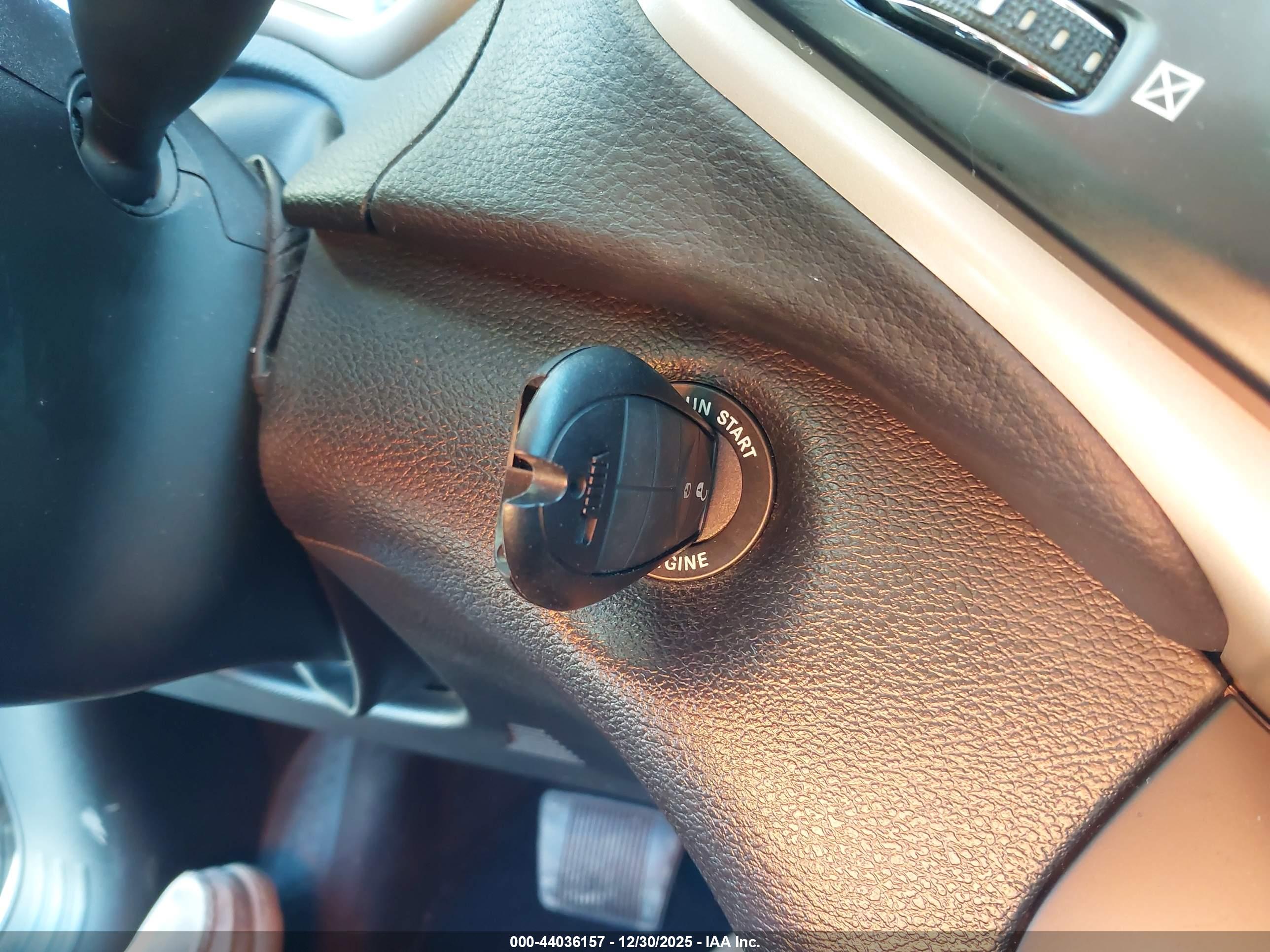 JEEP CHEROKEE image 11