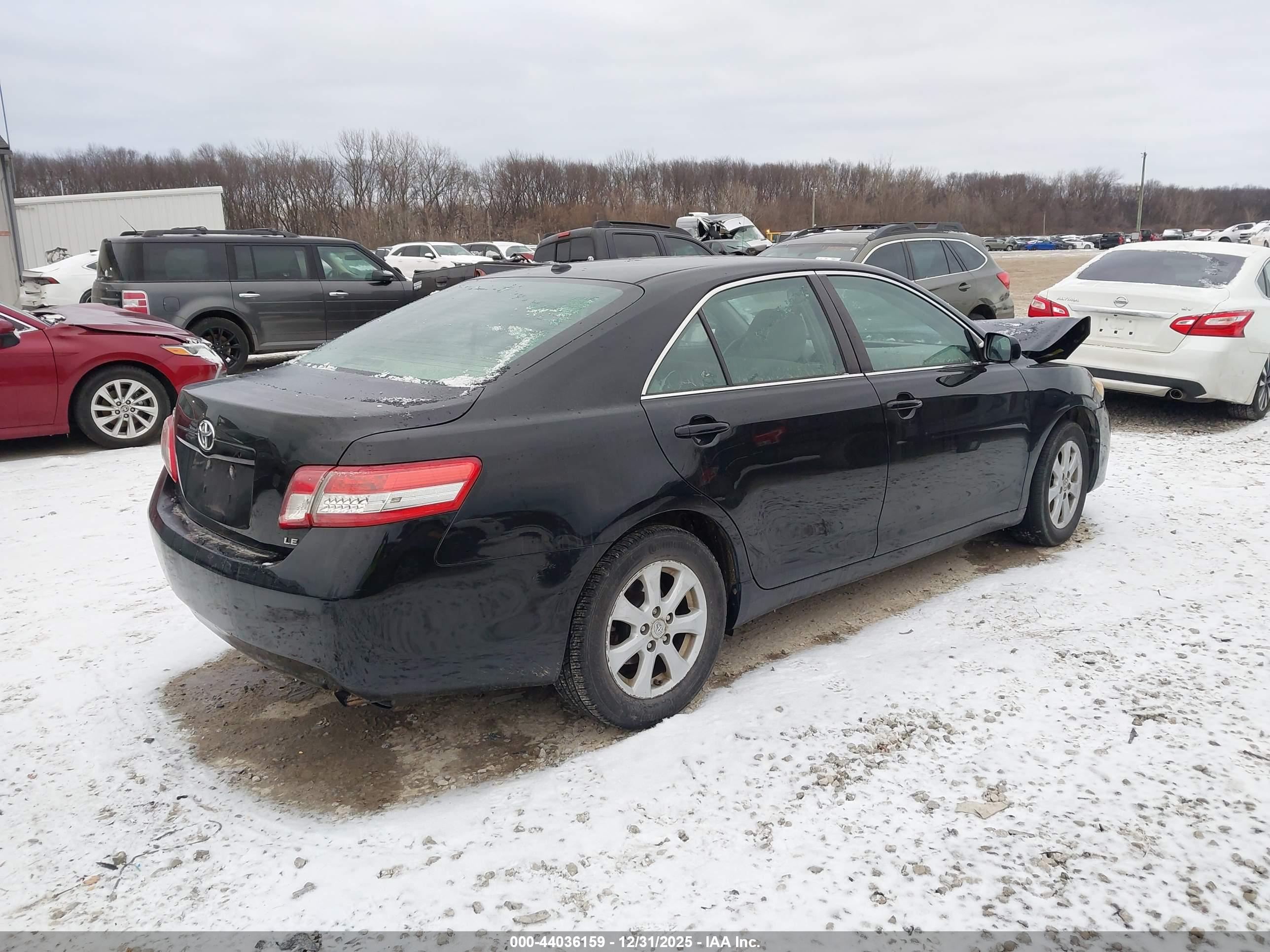 TOYOTA CAMRY image 4