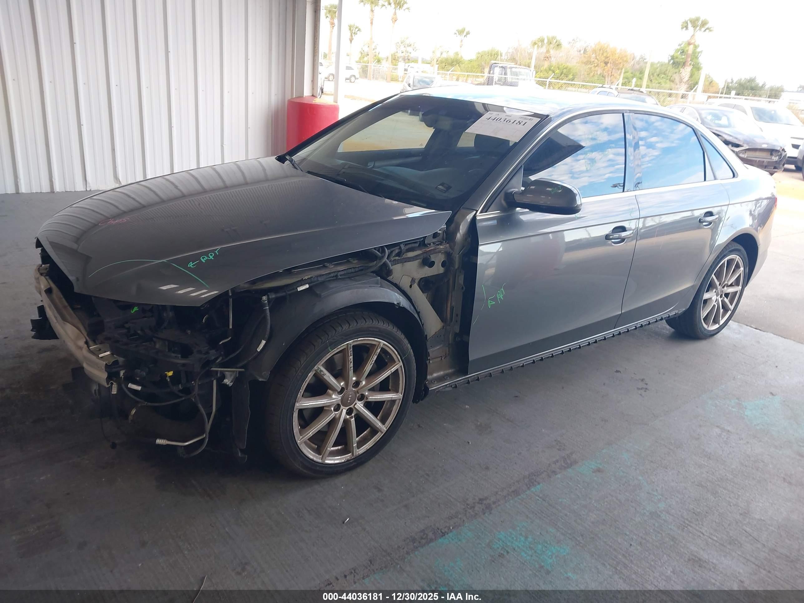AUDI A4 image 2