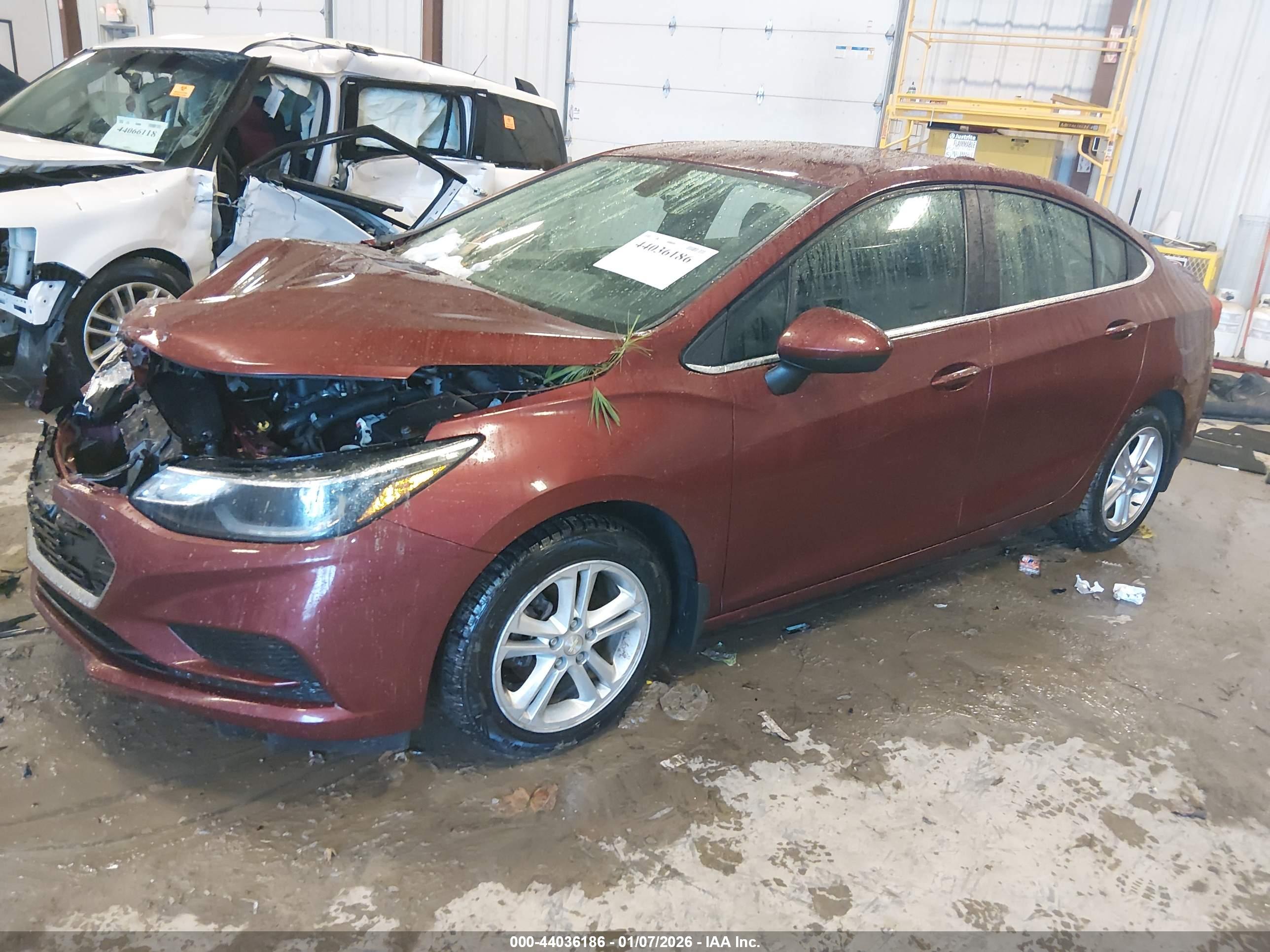 CHEVROLET CRUZE image 2