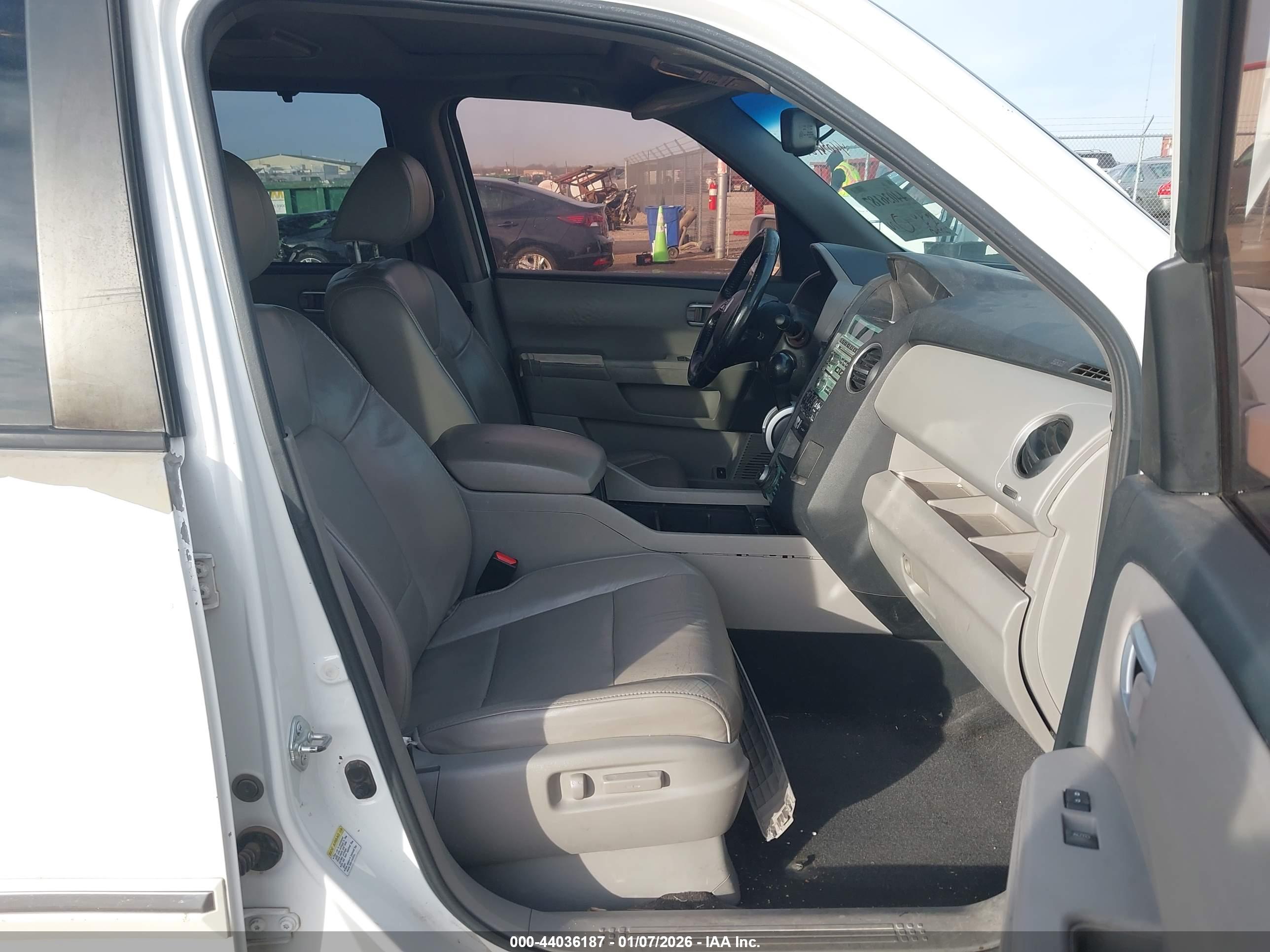 HONDA PILOT image 5
