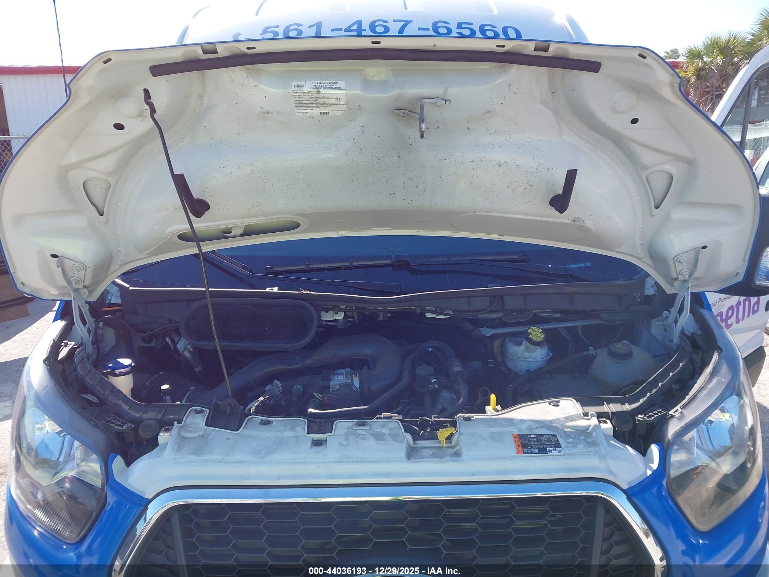 FORD TRANSIT-350 image 10