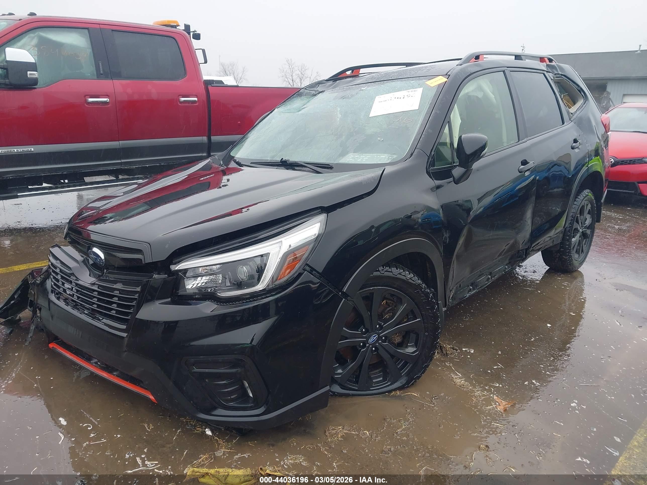 SUBARU FORESTER image 2