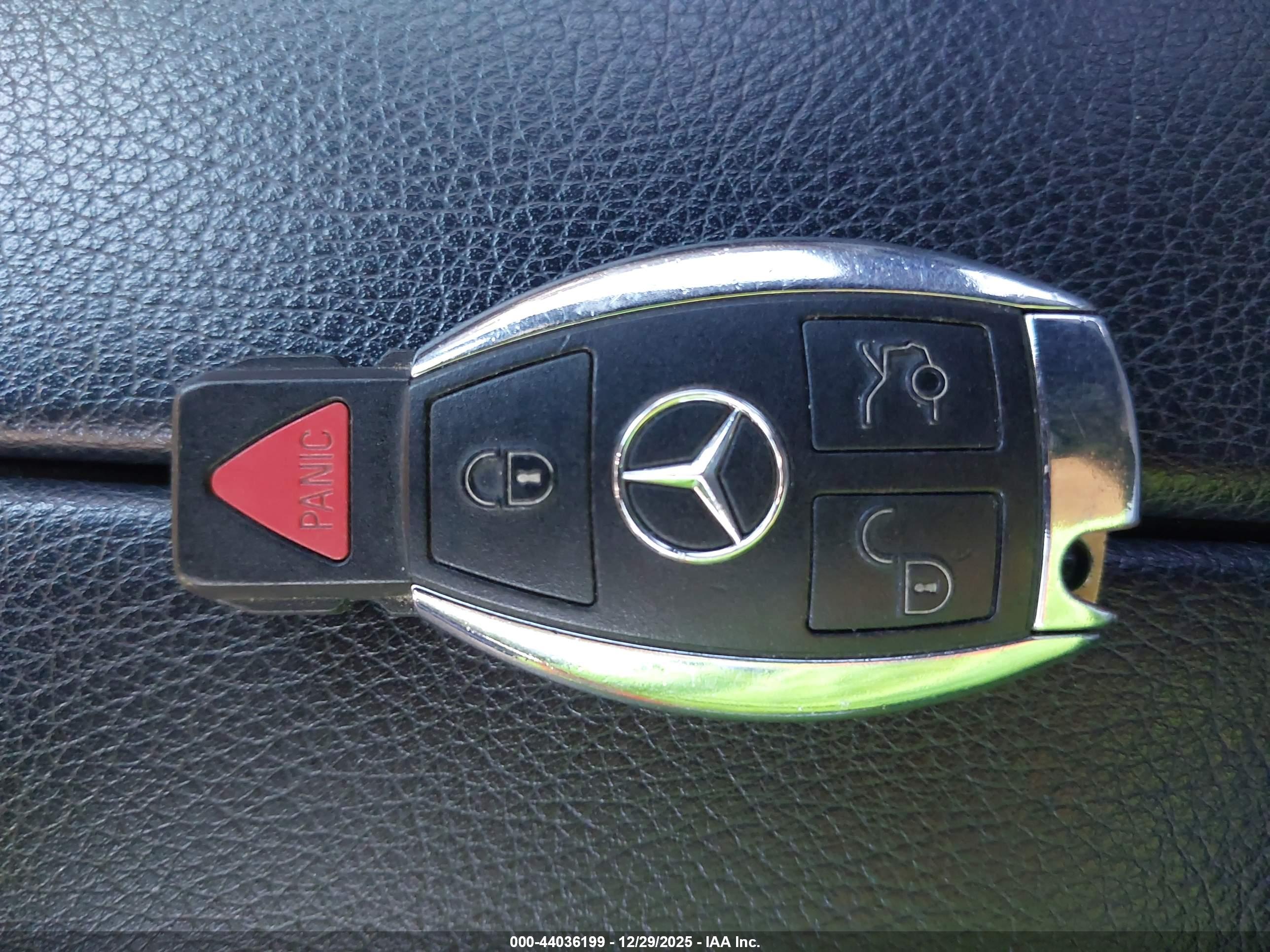 MERCEDES-BENZ GLC image 11