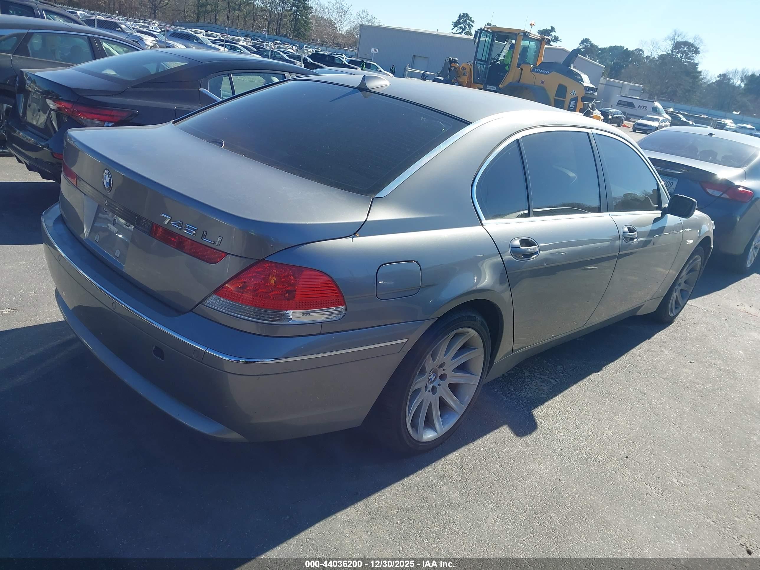 BMW 745LI image 4