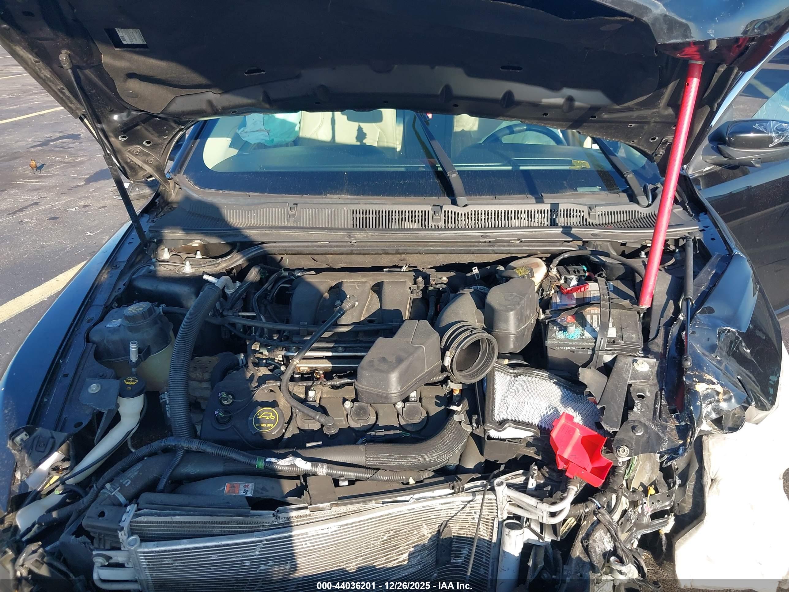 FORD TAURUS image 10