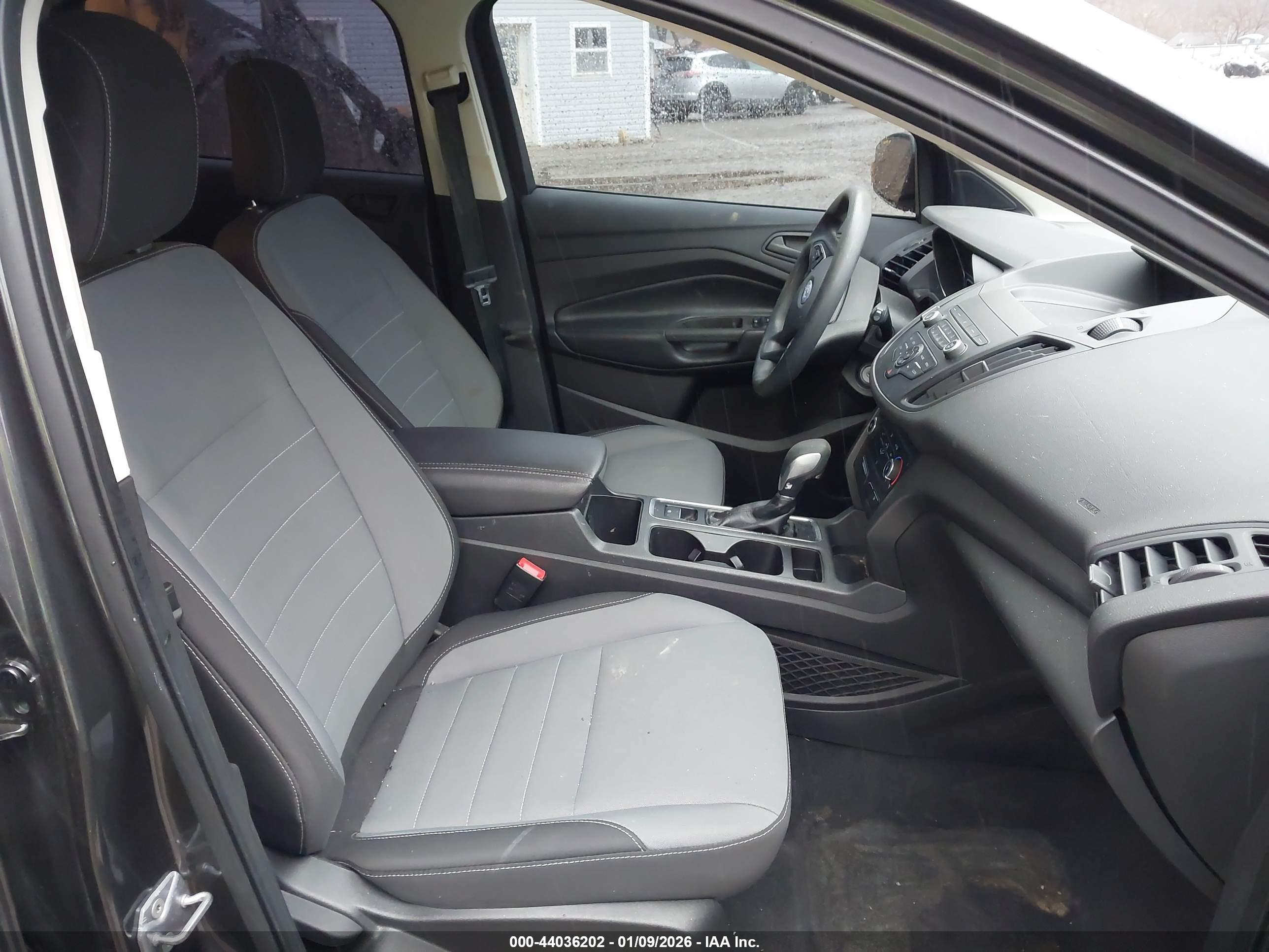 FORD ESCAPE image 5