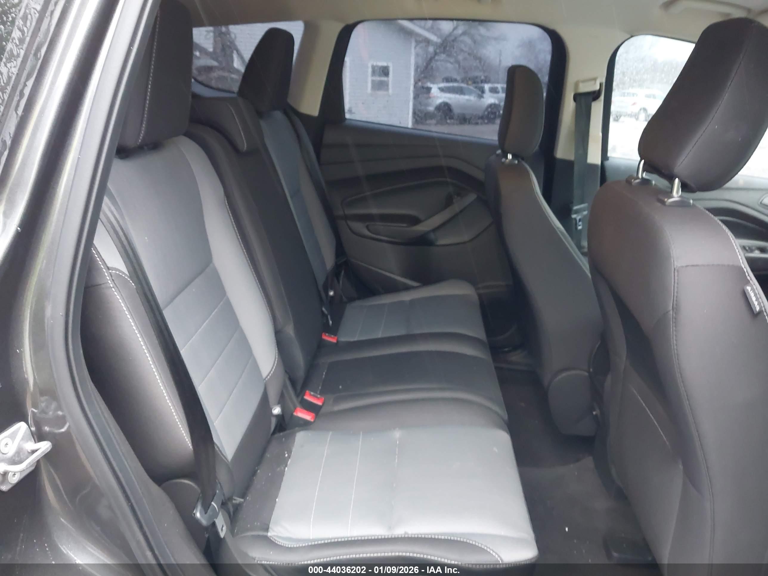 FORD ESCAPE image 8