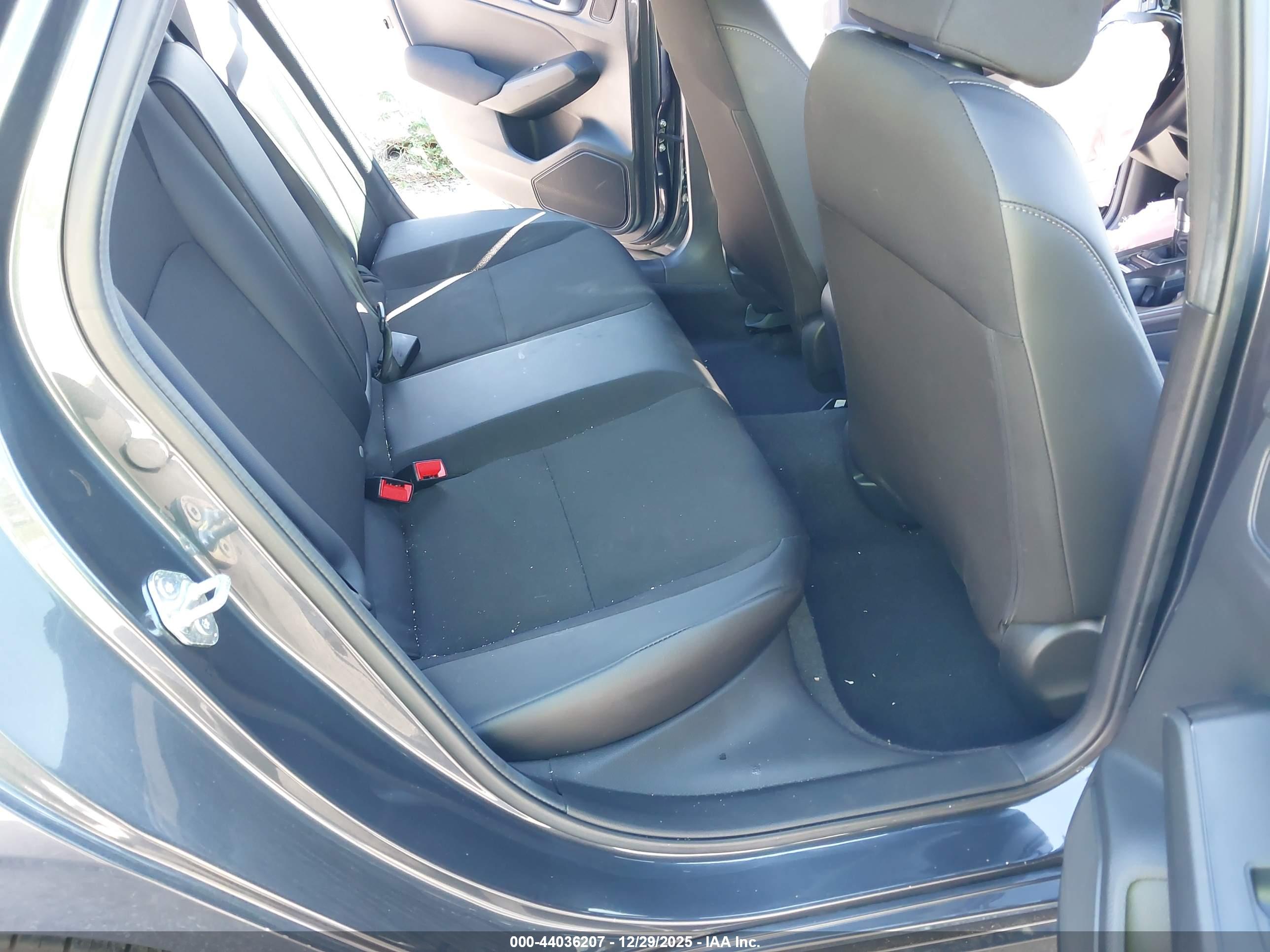 HONDA CIVIC image 8