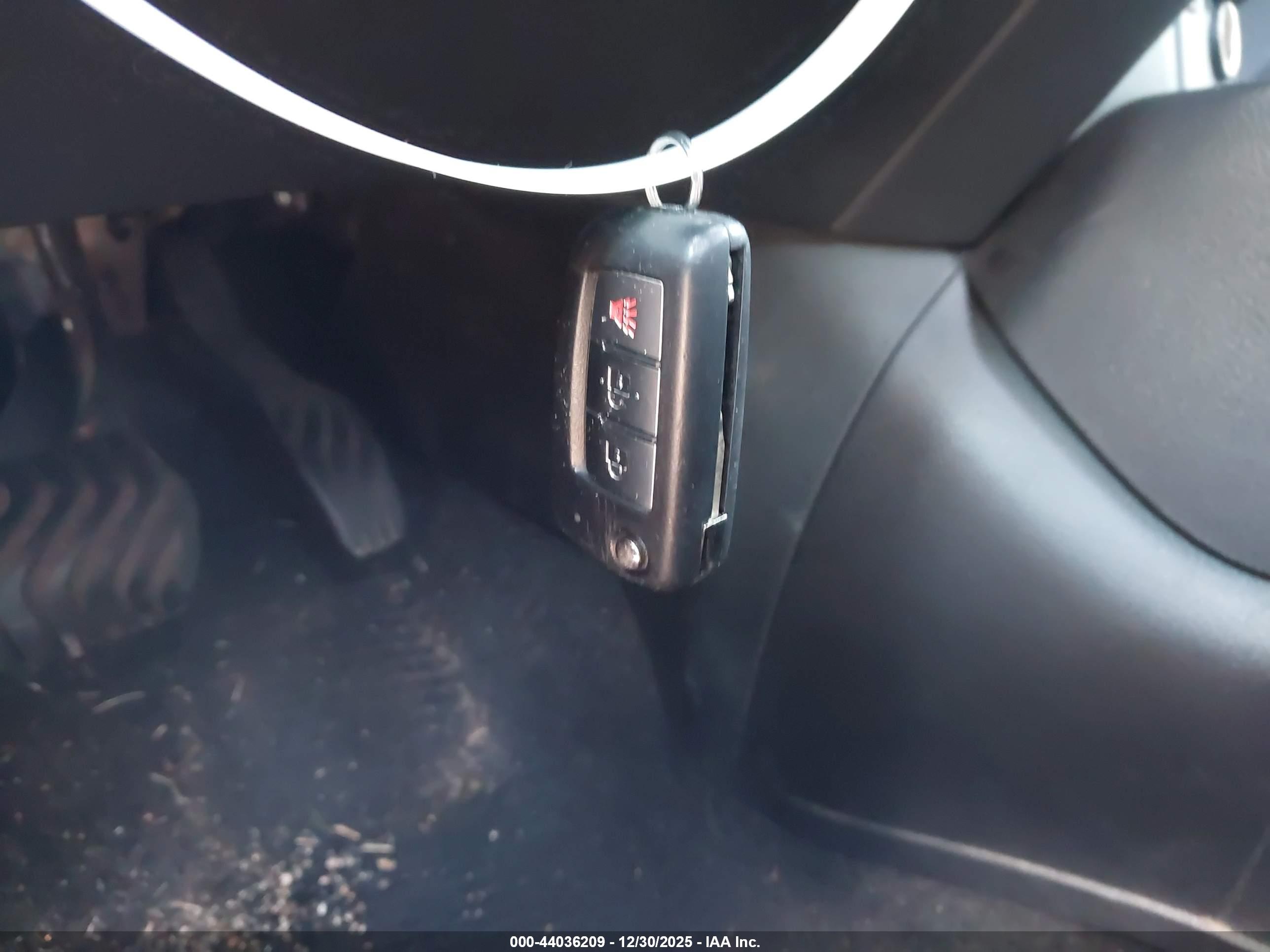 NISSAN ROGUE image 11