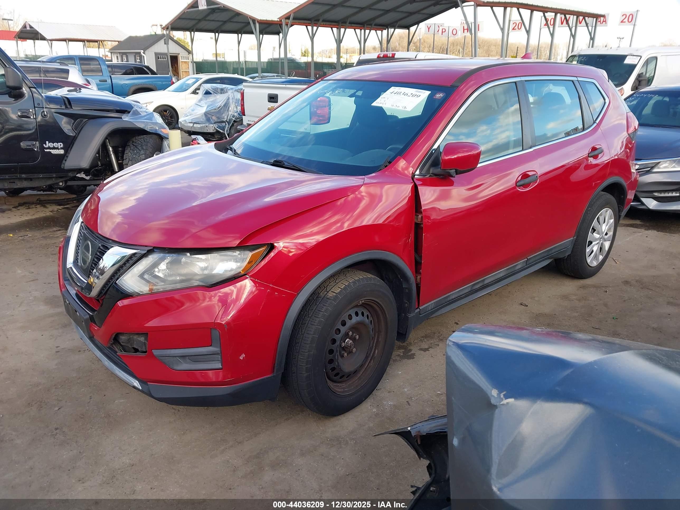 NISSAN ROGUE image 2
