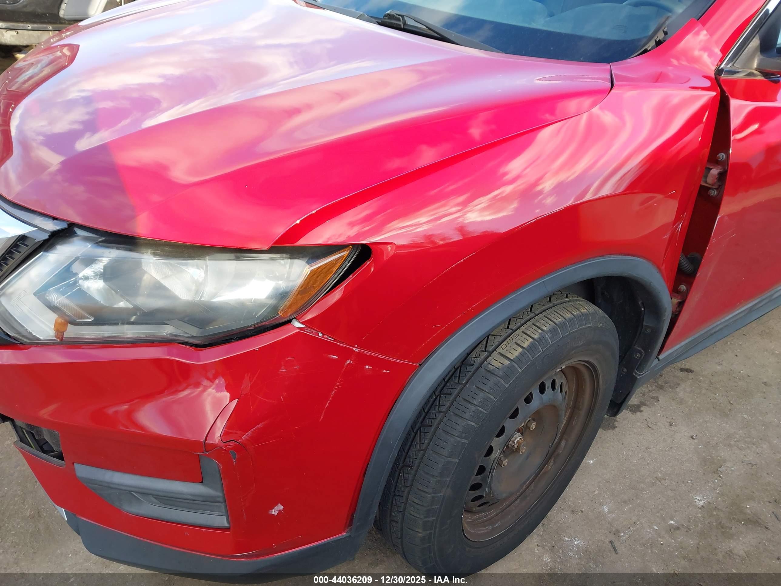 NISSAN ROGUE image 6