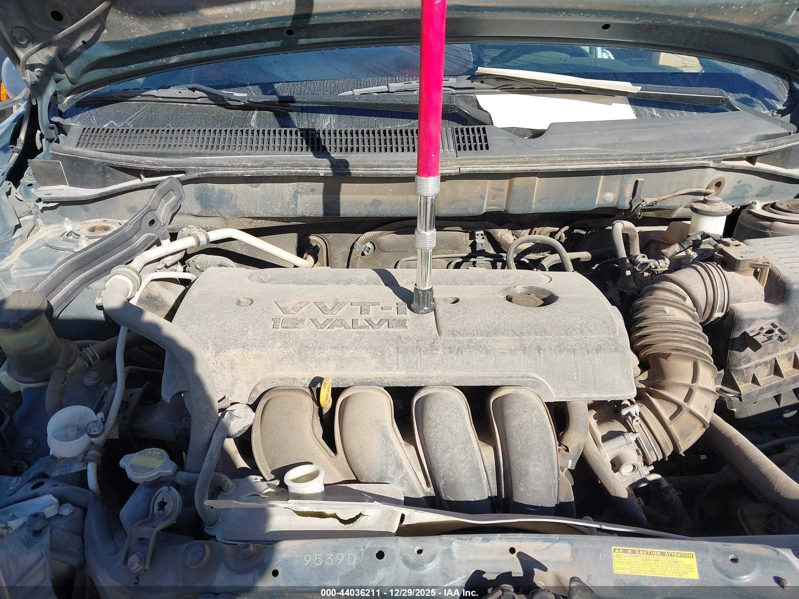 PONTIAC VIBE image 10