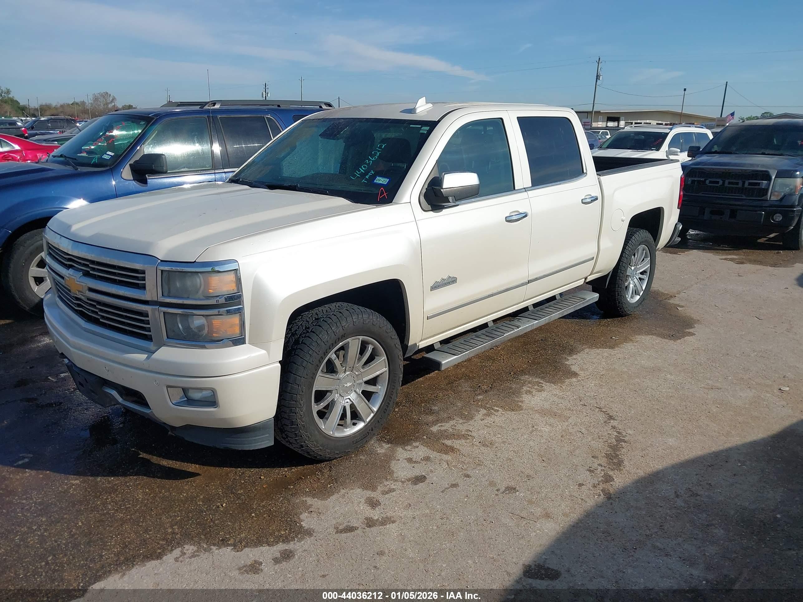 CHEVROLET SILVERADO image 2