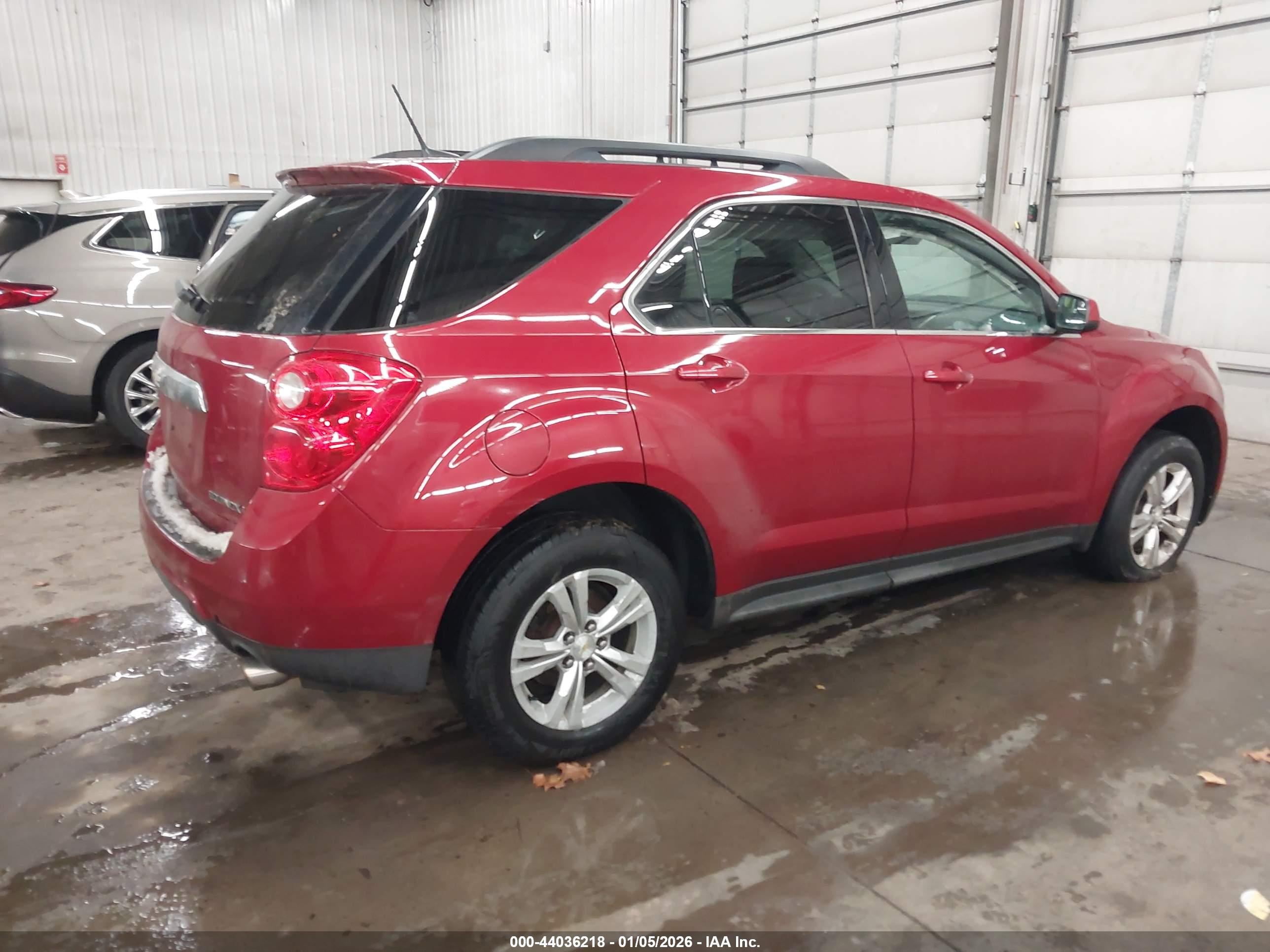 CHEVROLET EQUINOX image 4