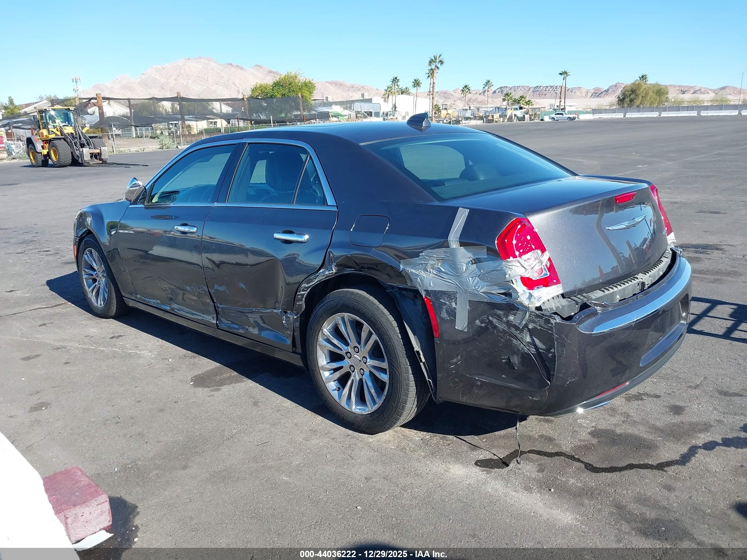 CHRYSLER 300C image 3