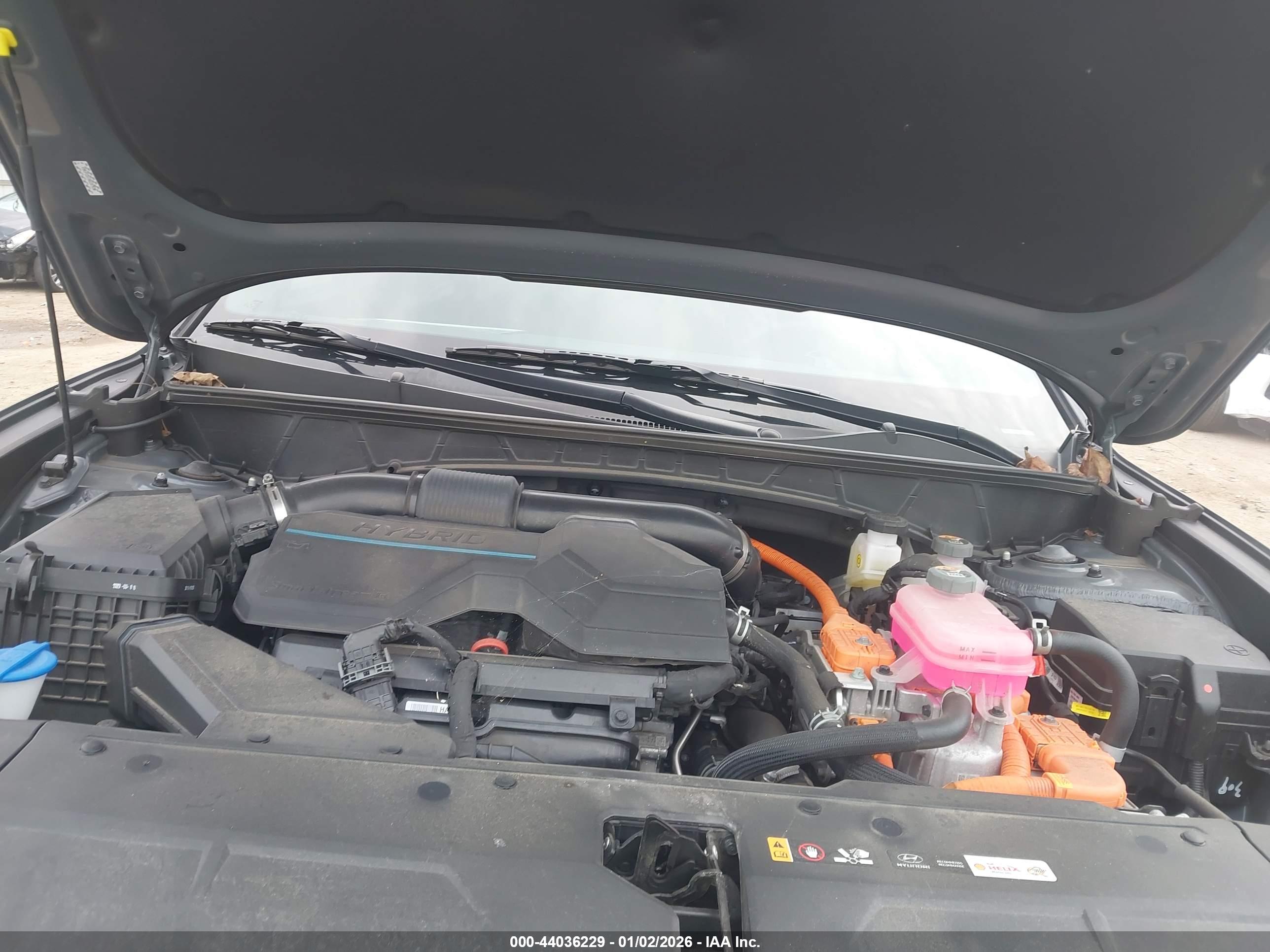 HYUNDAI TUCSON image 10