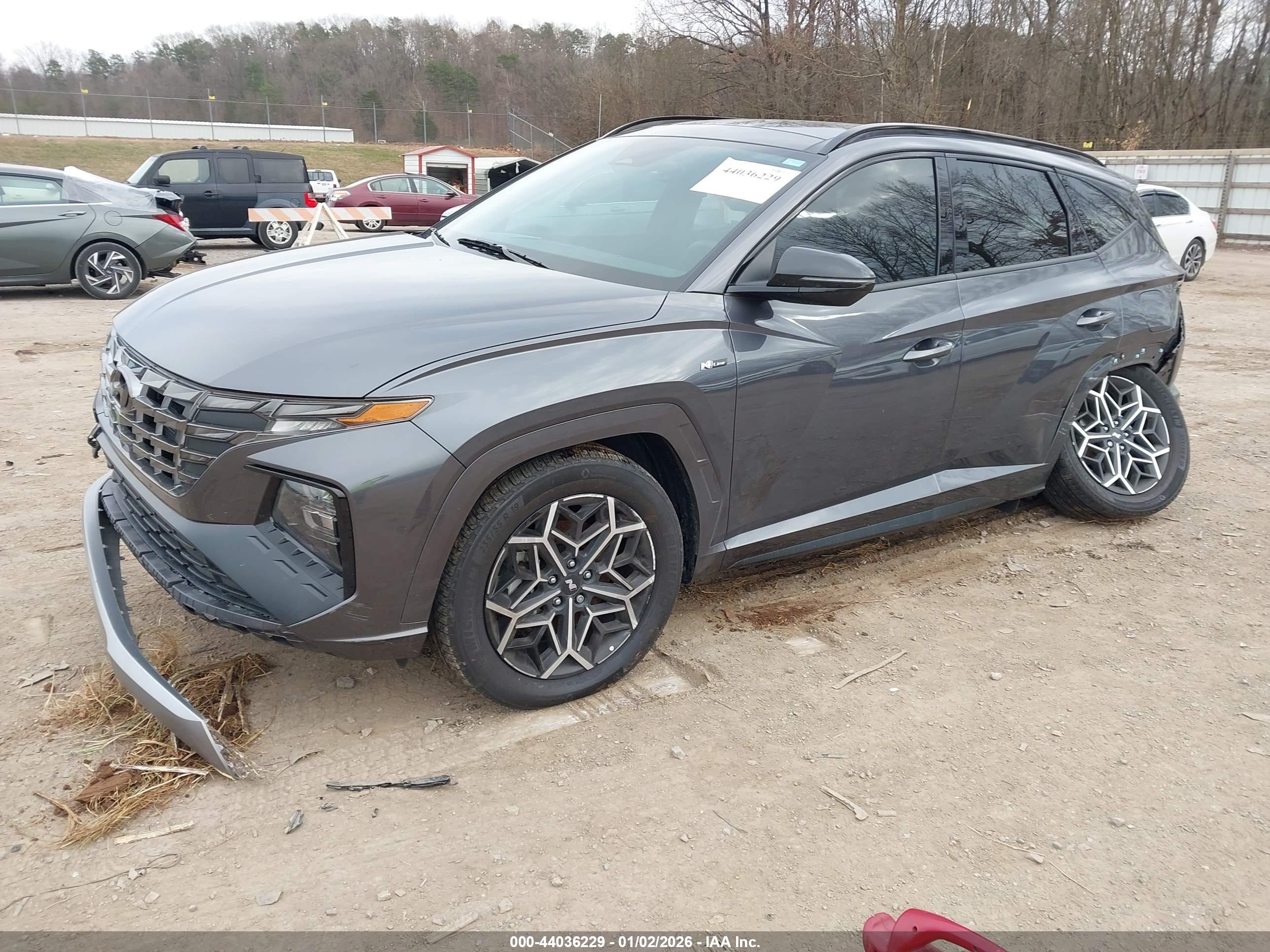 HYUNDAI TUCSON image 2