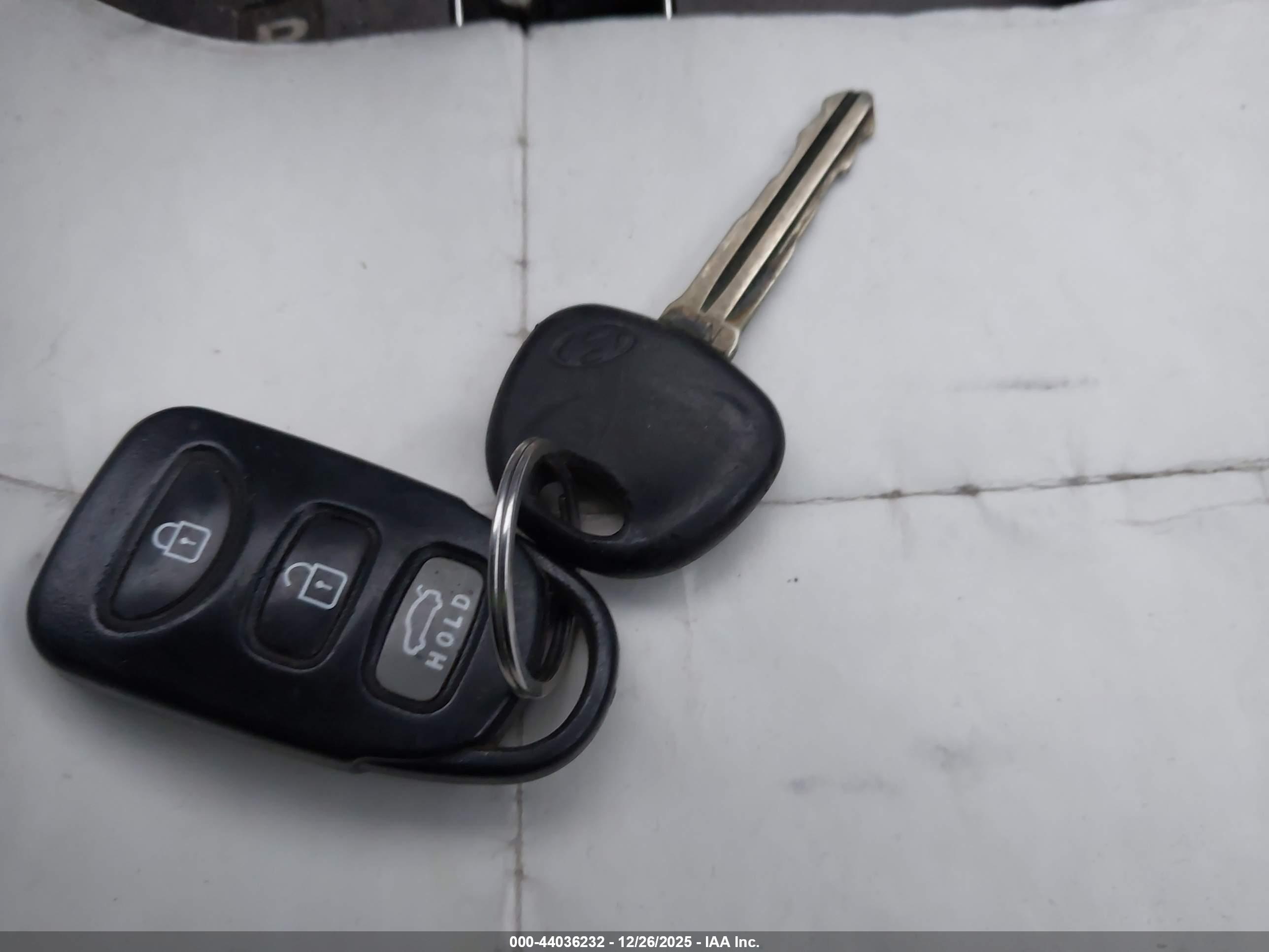 HYUNDAI SONATA image 11