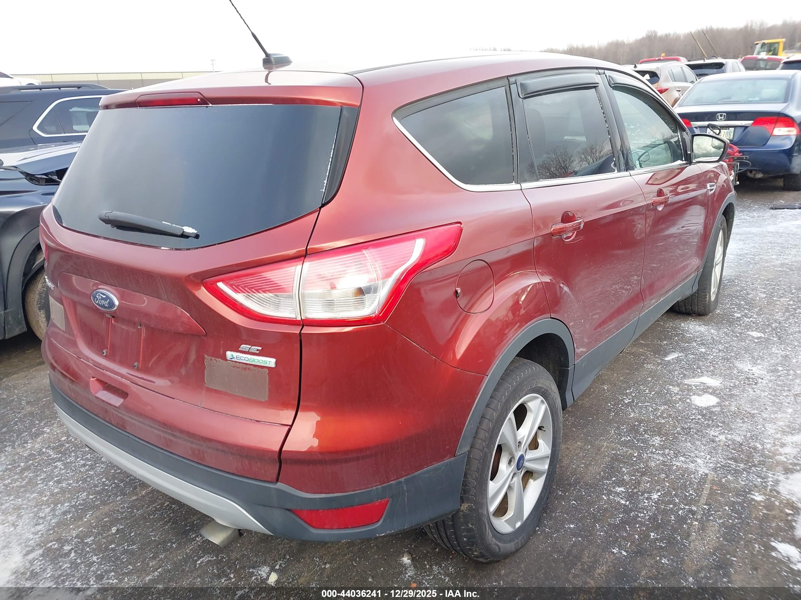 FORD ESCAPE image 4