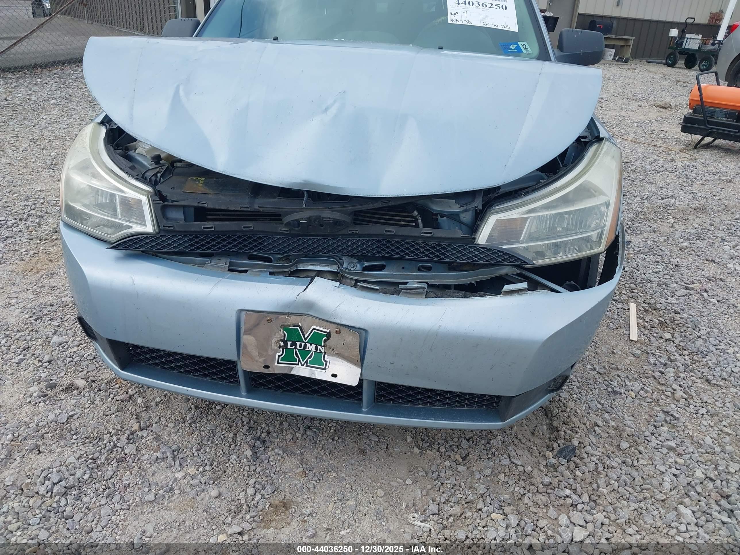 FORD FOCUS image 6